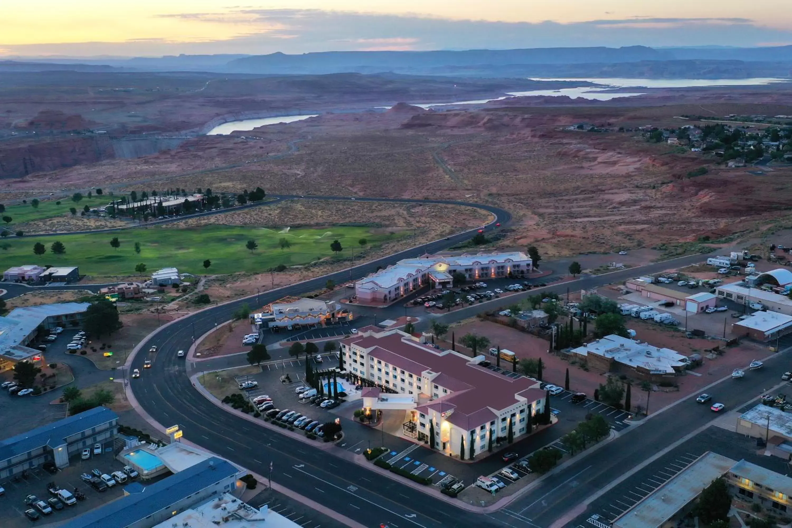 Property building, Bird's-eye View in Best Western Plus At Lake Powell