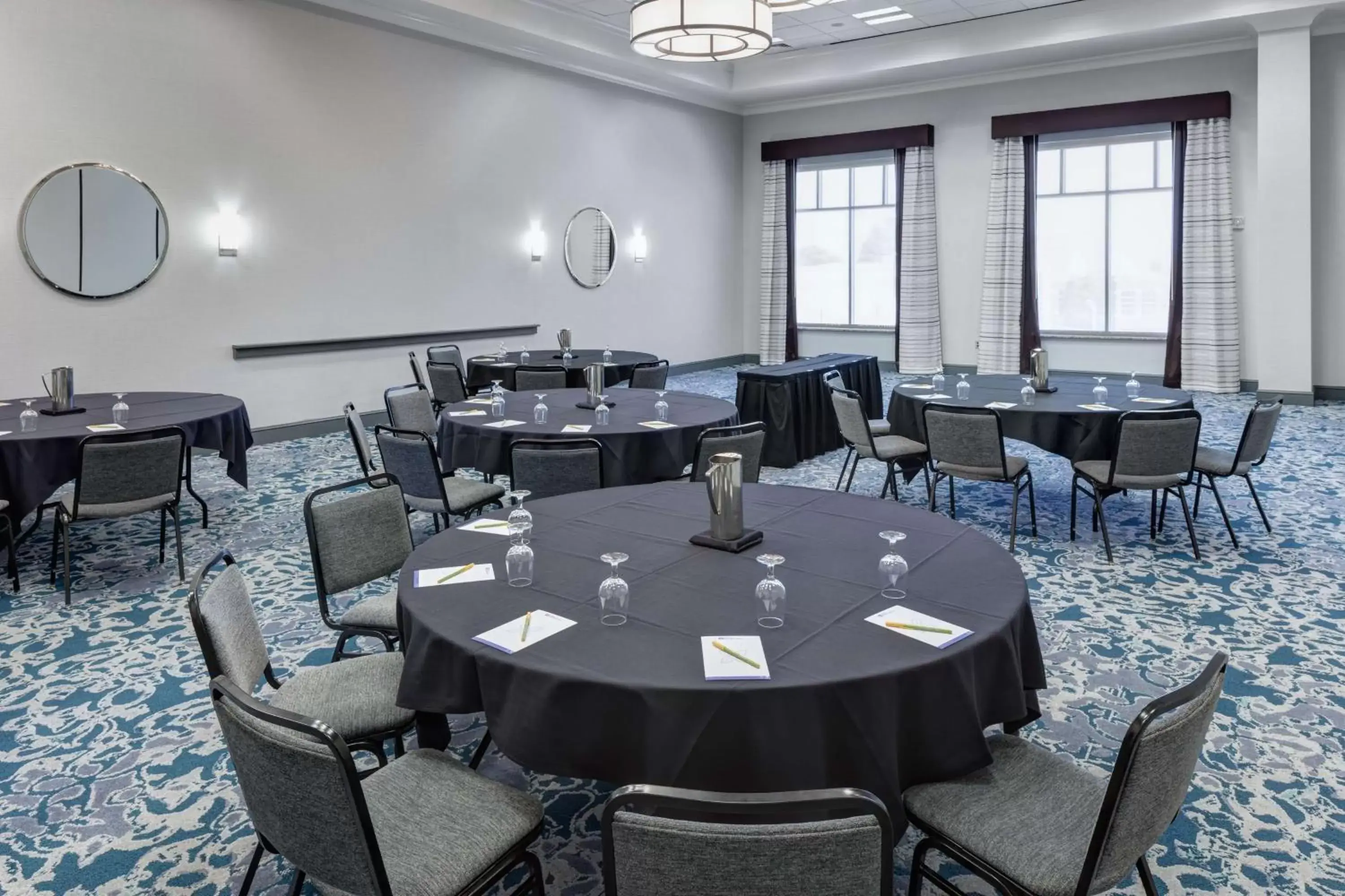 Meeting/conference room, Restaurant/Places to Eat in Hilton Garden Inn Nashville Vanderbilt