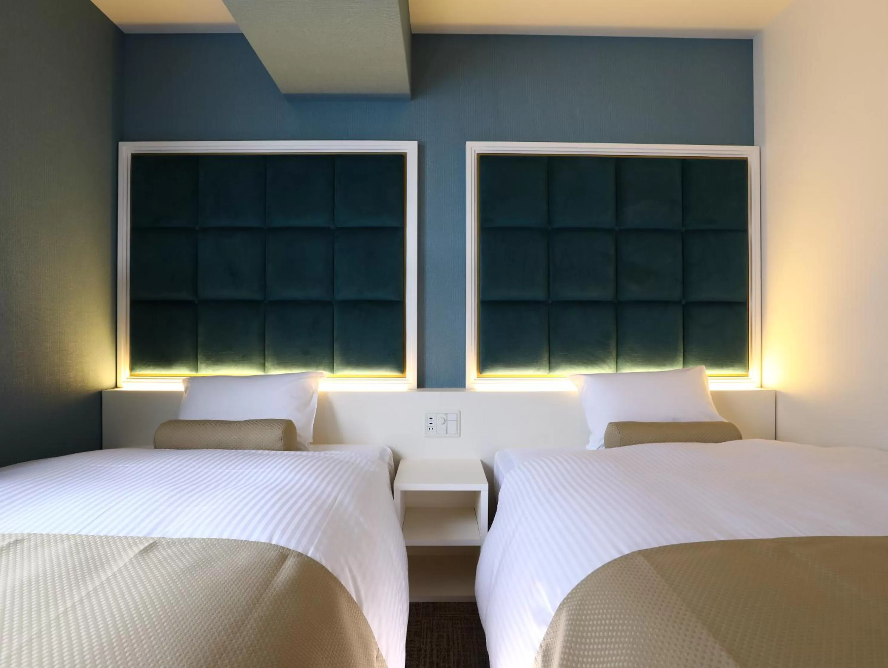 Bed in Hotel Wing International Select Osaka Umeda