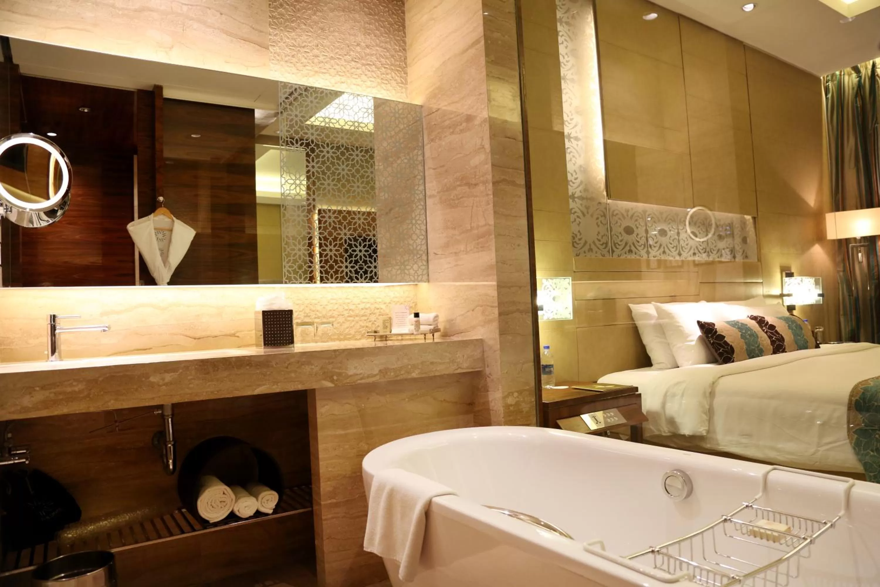 Bathroom, Bed in Taj City Centre Gurugram
