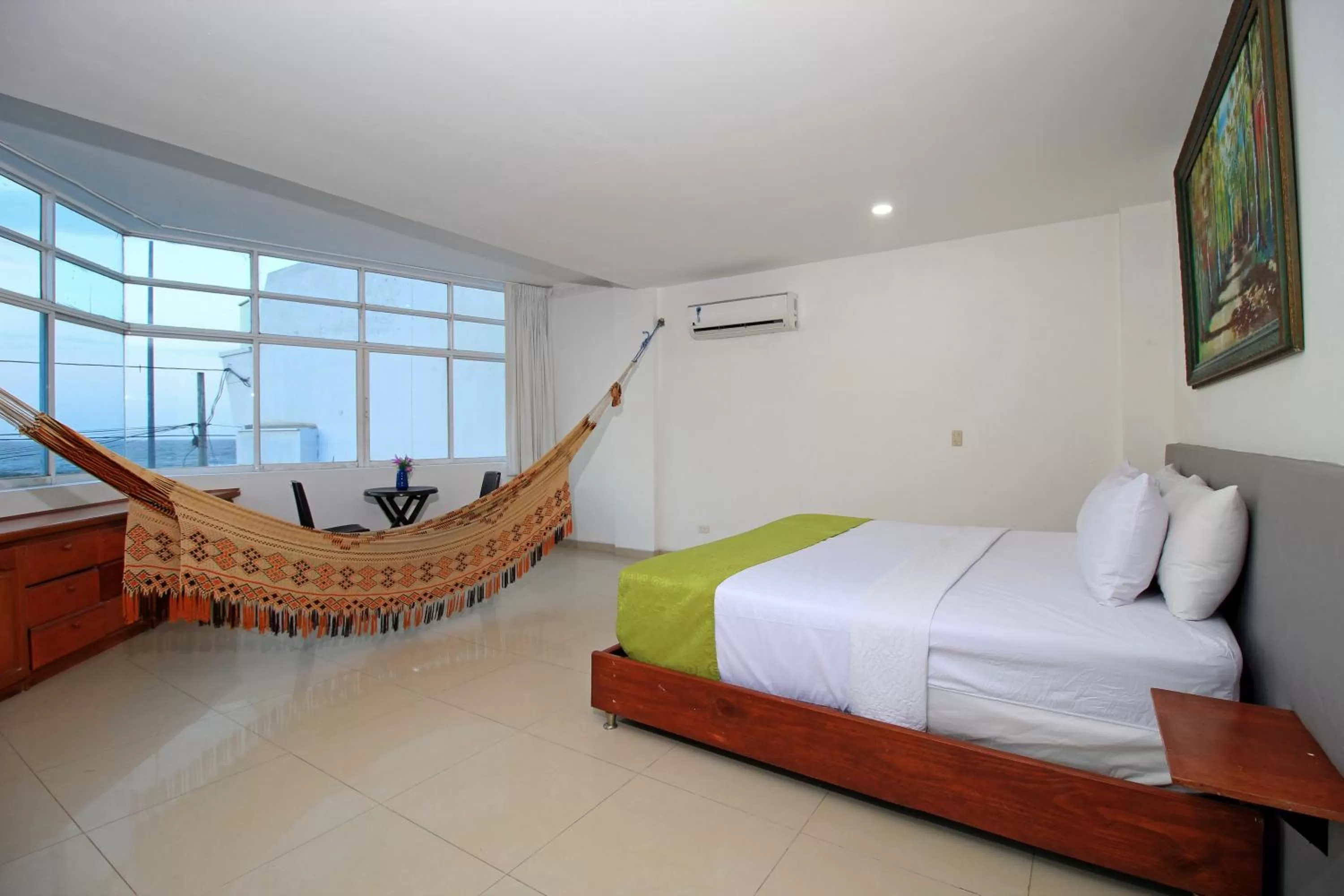 Bed in Hotel Abi Inn By GEH Suites