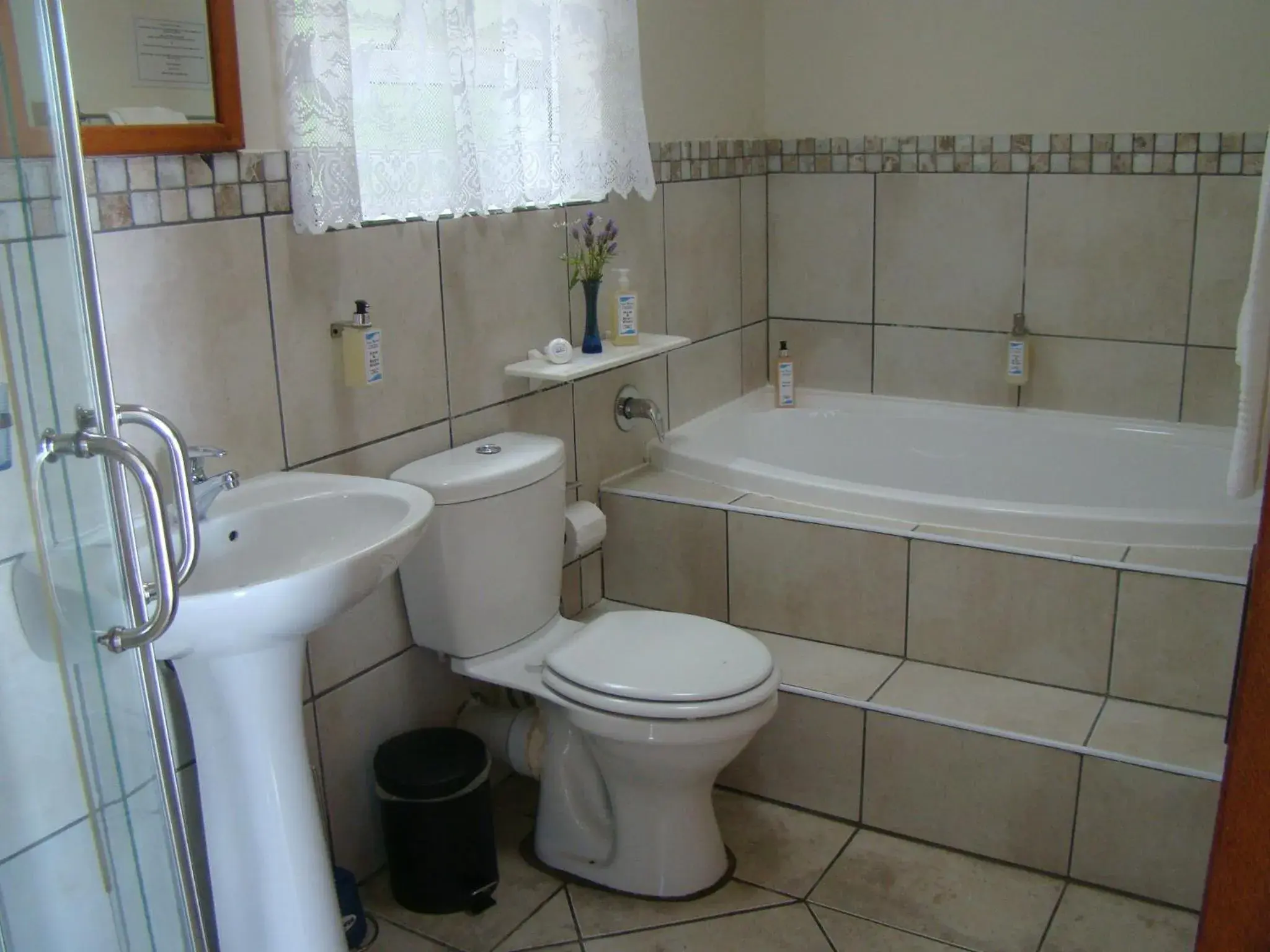 Bathroom in Aqua Marine Guest House