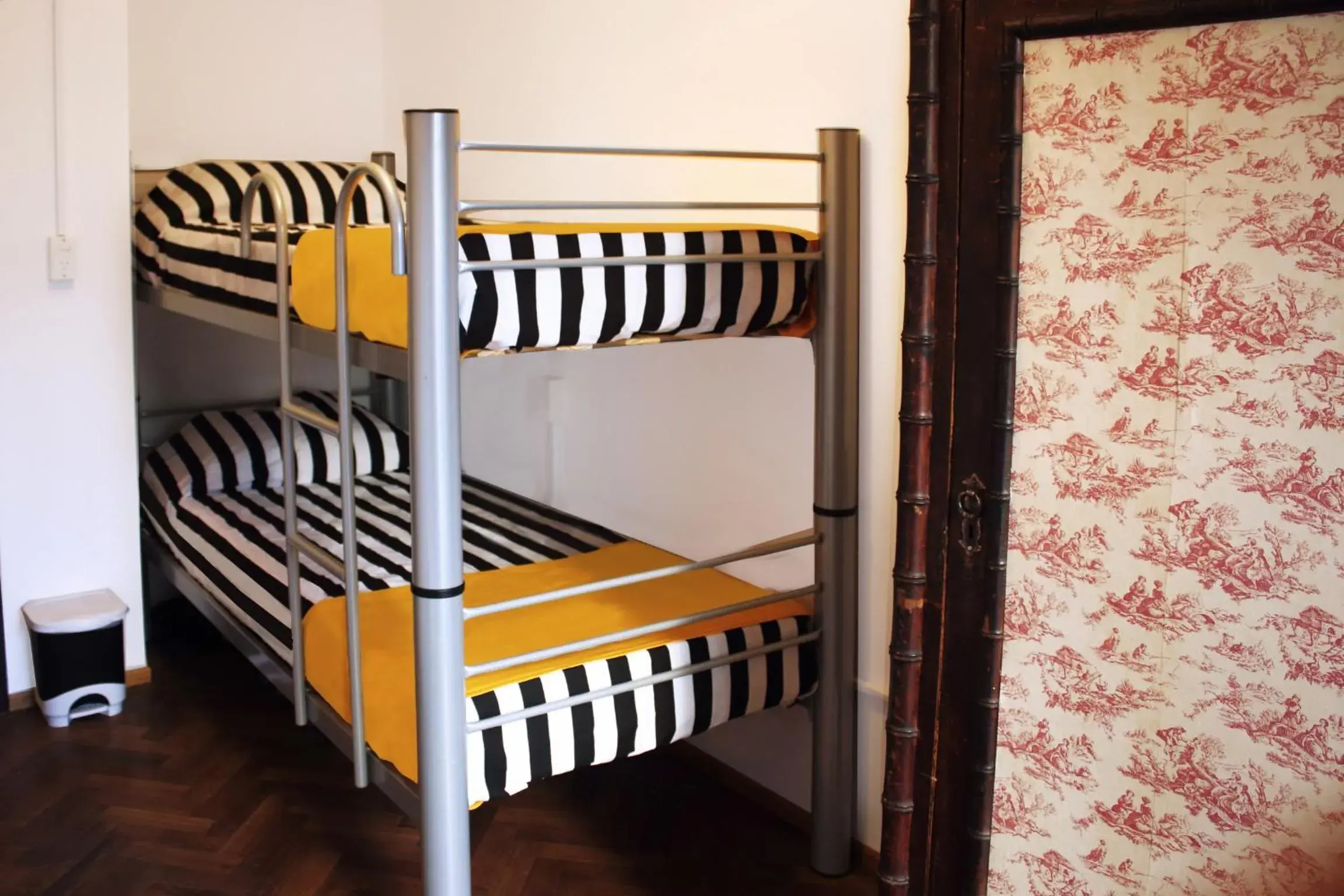 Bedroom, Bunk Bed in Play Hostel Soho