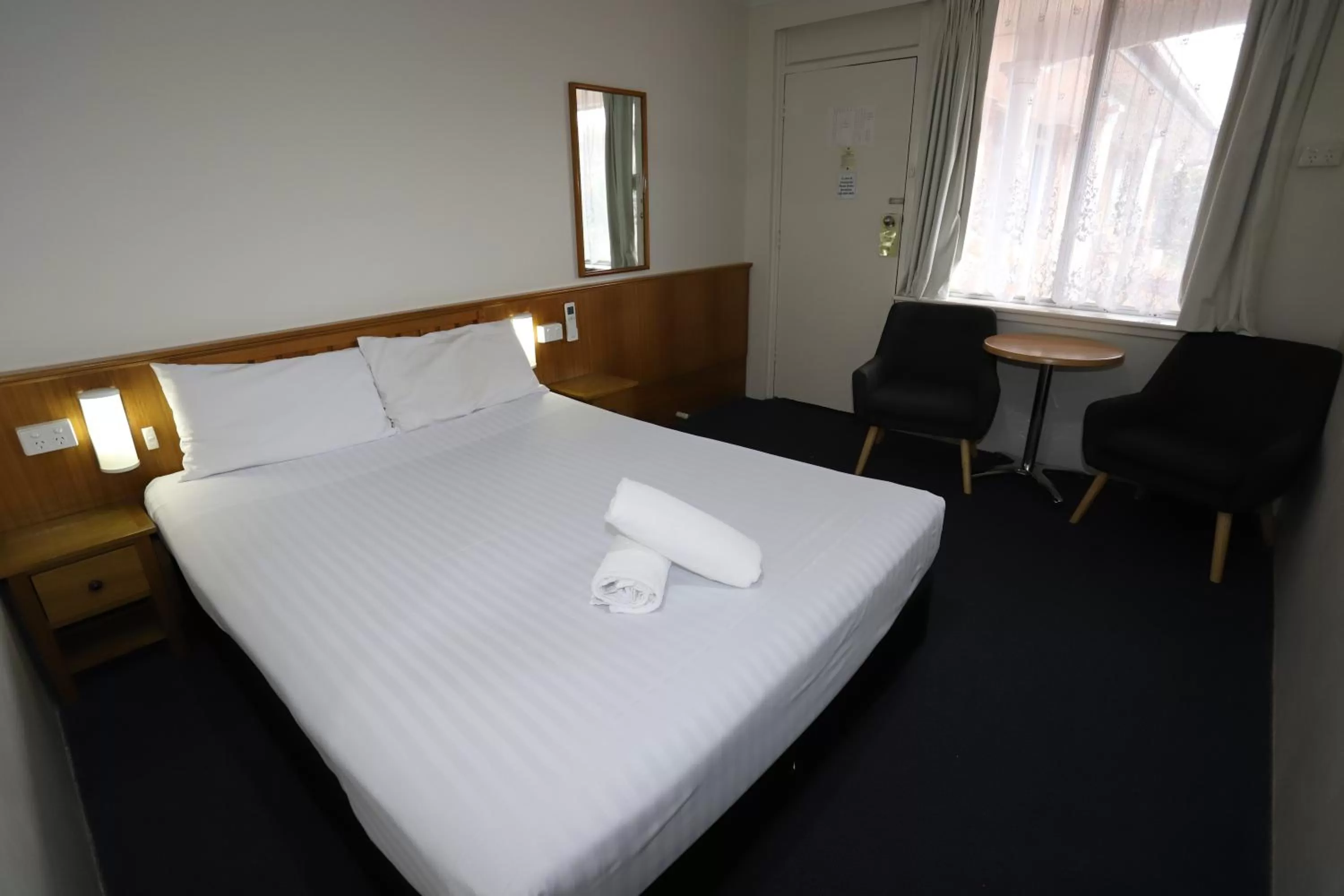 Bed in Reign Inn Newcastle