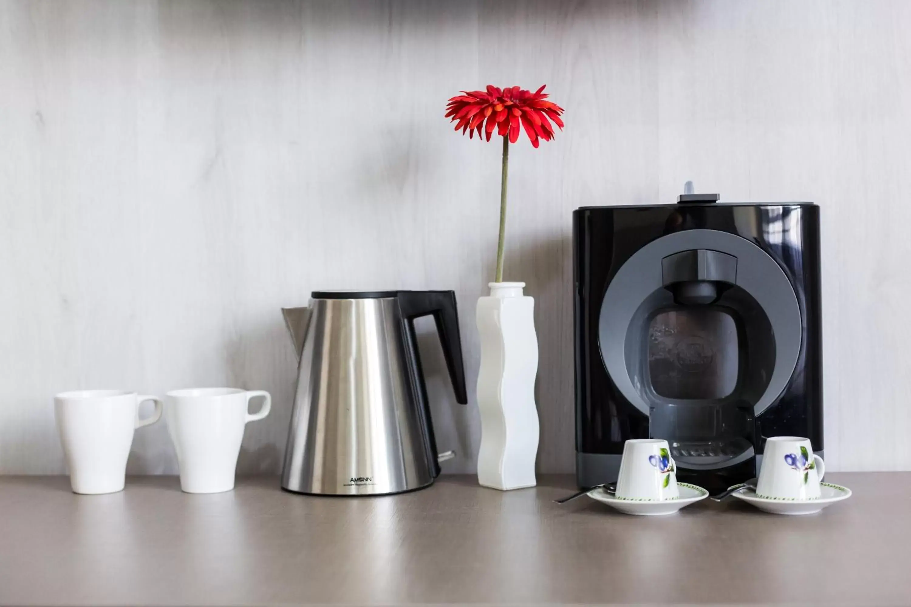 Coffee/Tea Facilities in Hotel Canarino