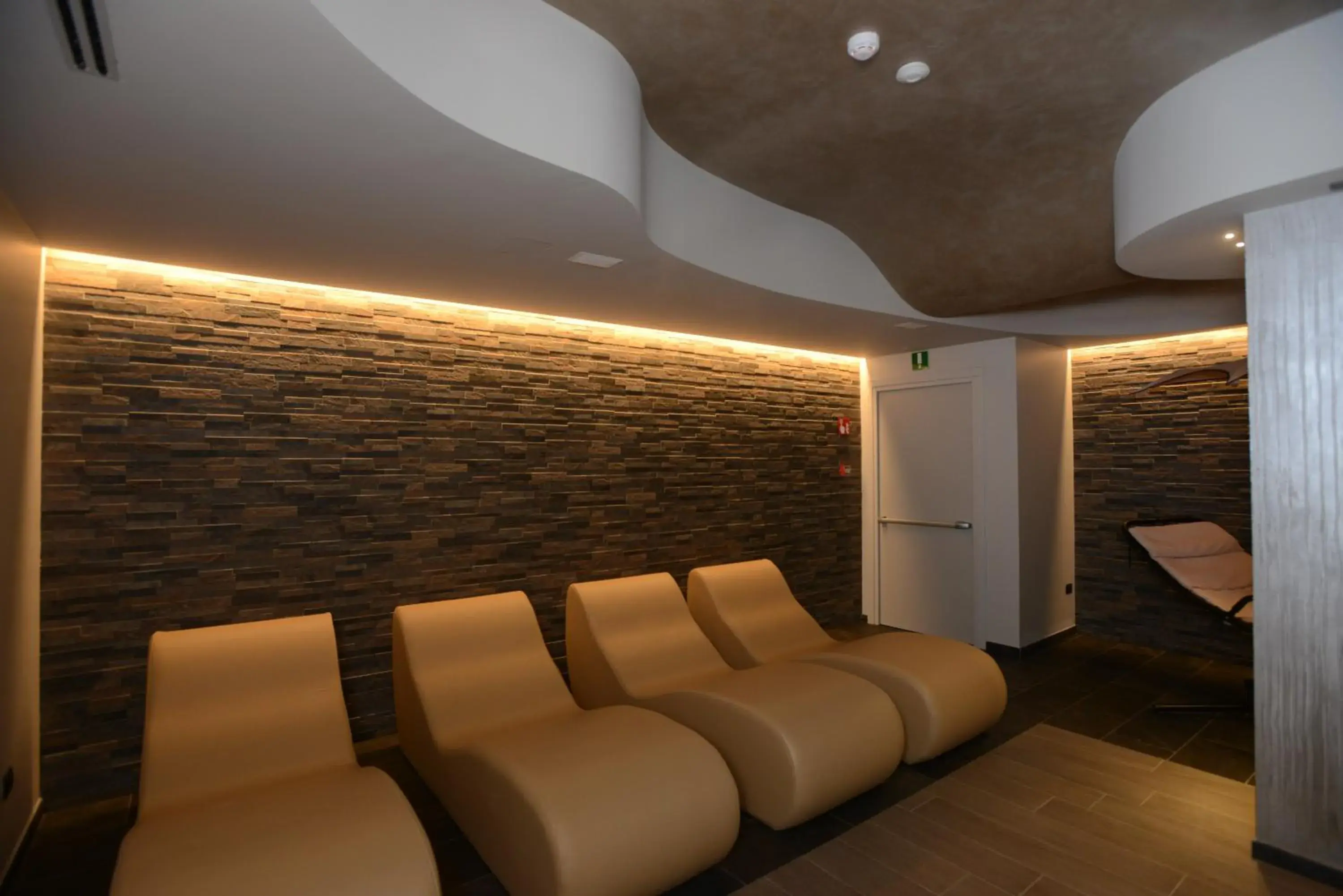 Spa and wellness centre/facilities in Albergo Roma, BW Signature Collection