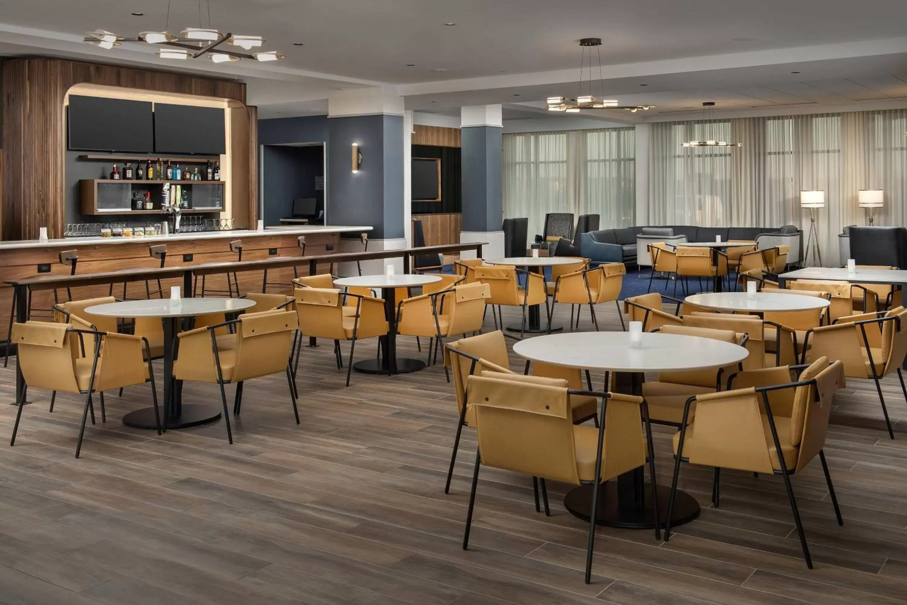 Restaurant/Places to Eat in Courtyard by Marriott Indianapolis Plainfield