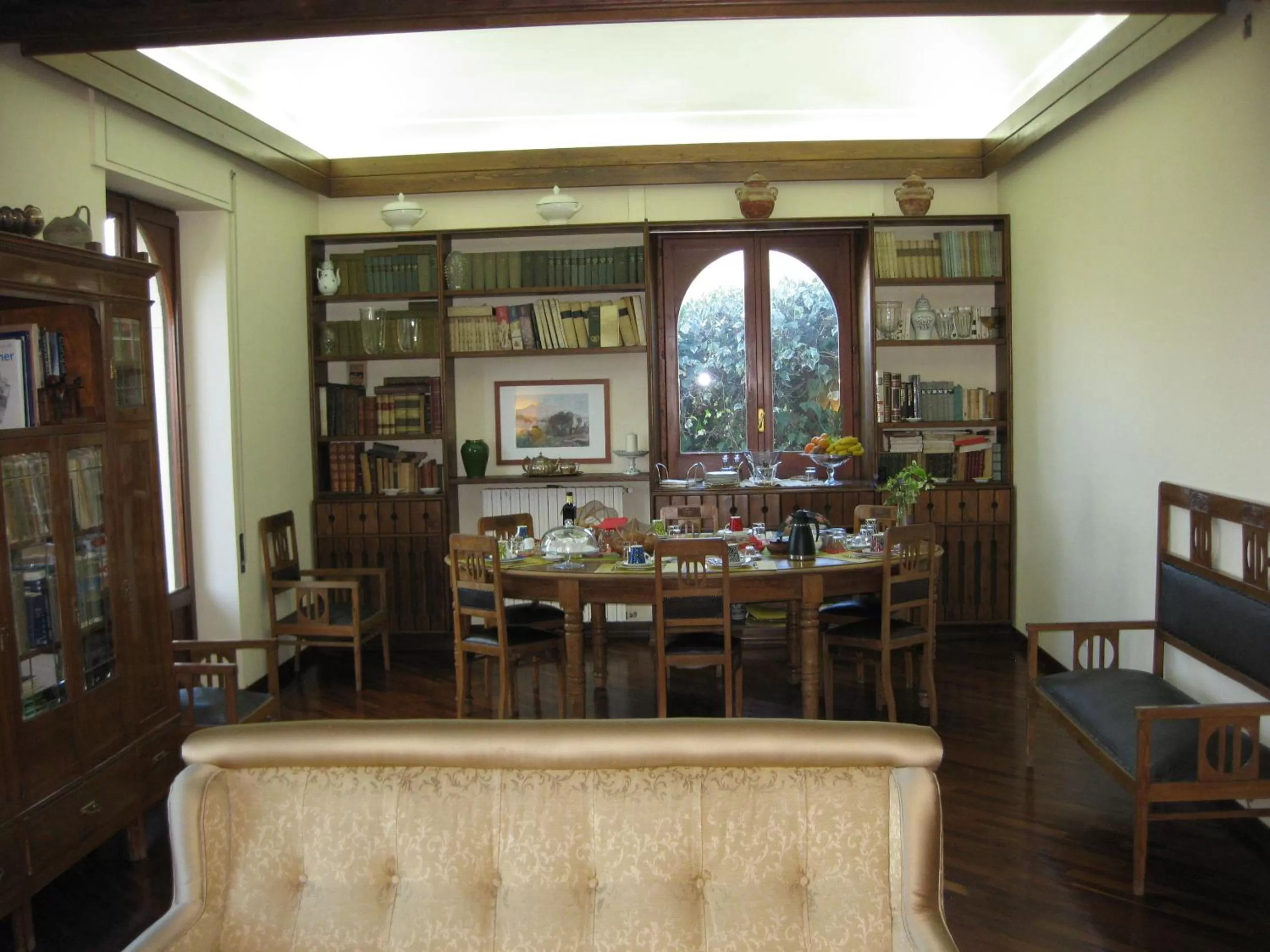 Restaurant/places to eat in Domus Verdiana