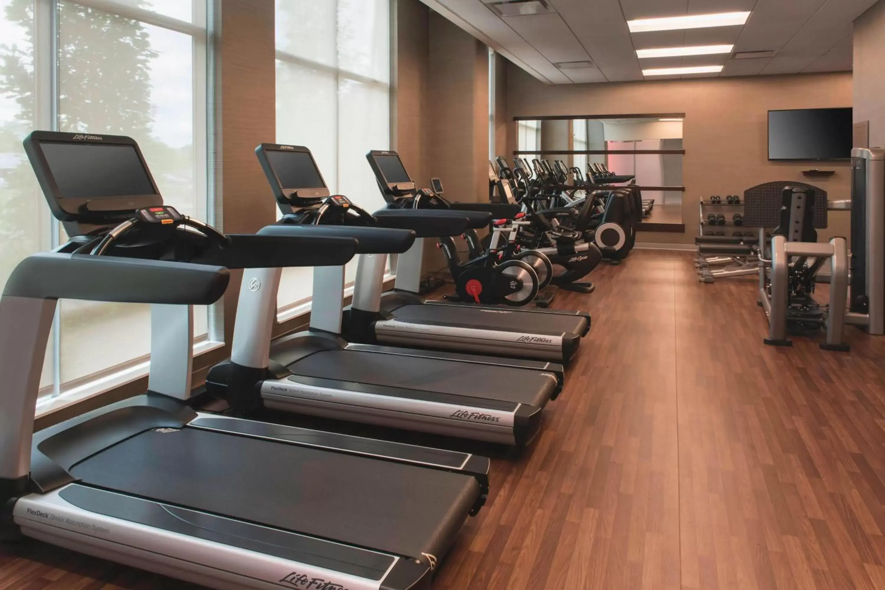 Fitness centre/facilities, Fitness Center/Facilities in Courtyard by Marriott Philadelphia South at The Navy Yard