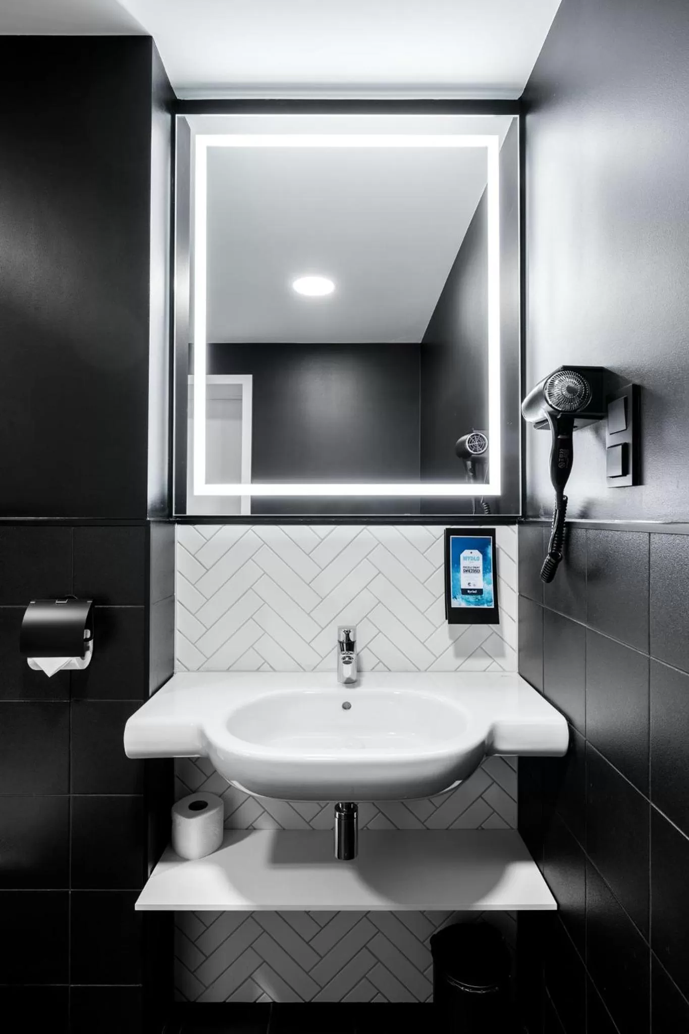 Bathroom in Hotel Kyriad Stargard