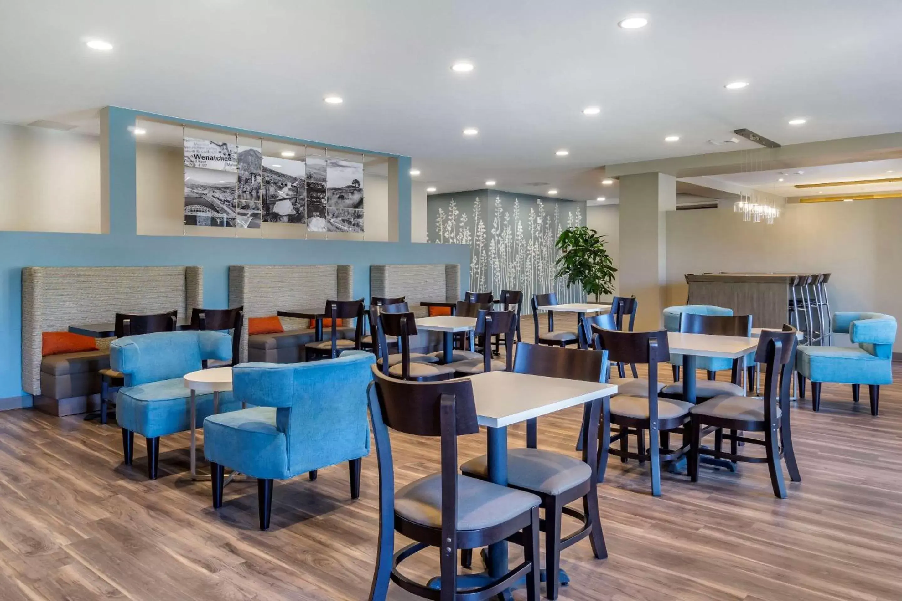 Restaurant/Places to Eat in Sleep Inn & Suites Wenatchee-Leavenworth