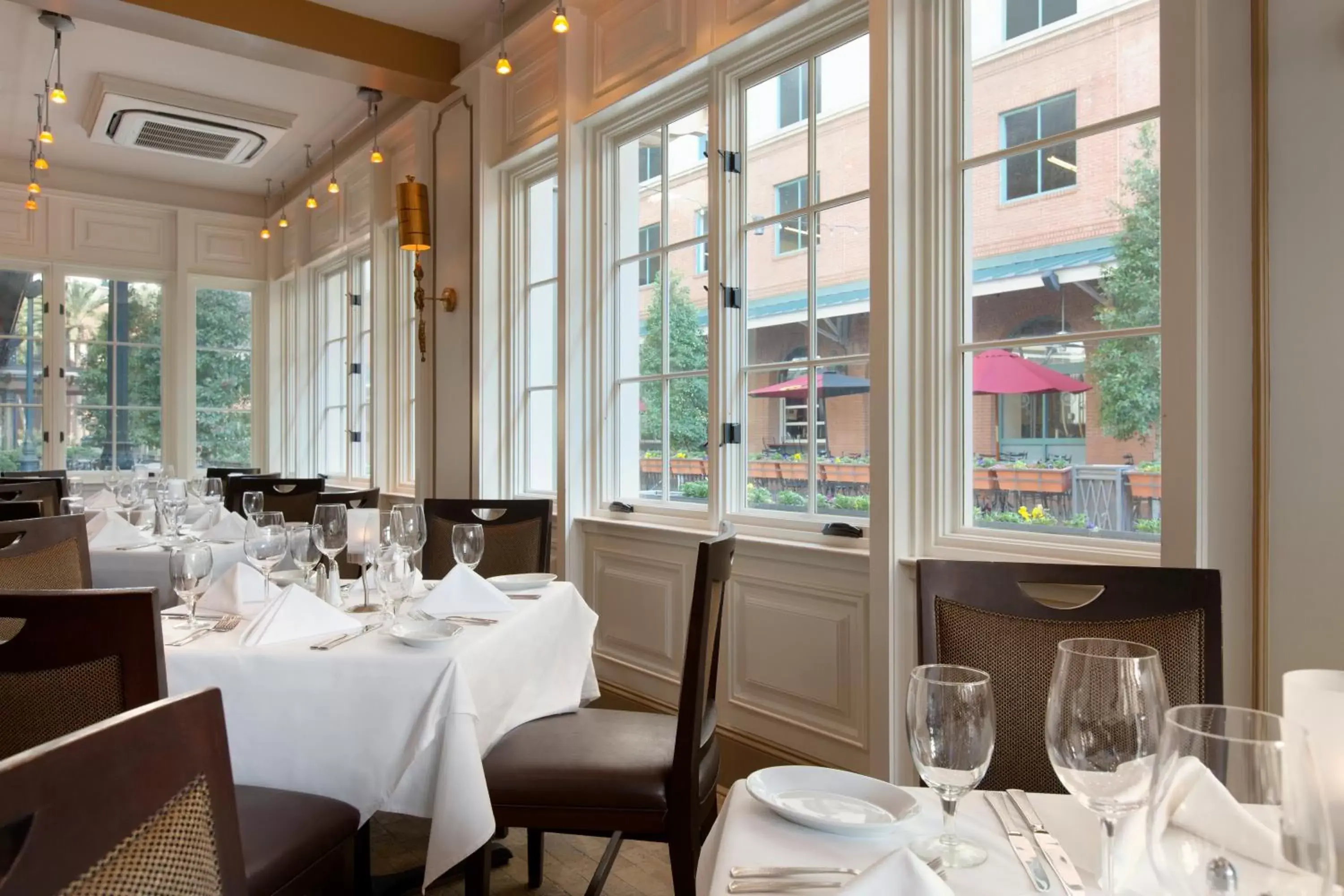 Restaurant/places to eat in Caesars New Orleans, A Caesars Destination Restaurant/places to eat in Caesars New Orleans, A Caesars Destination