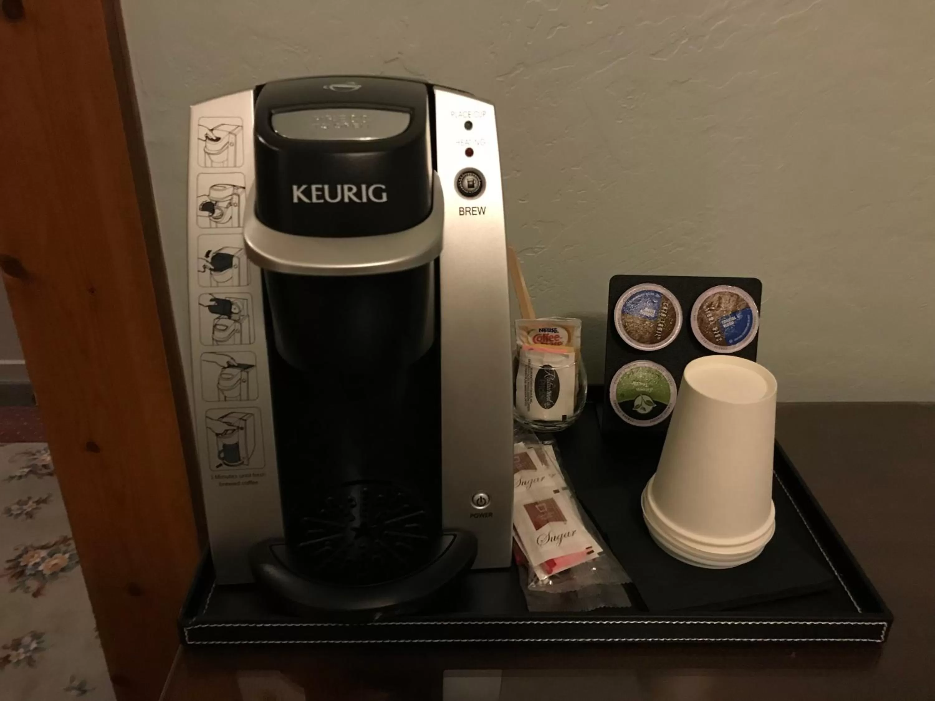 Coffee/tea facilities in Hotel Sutter