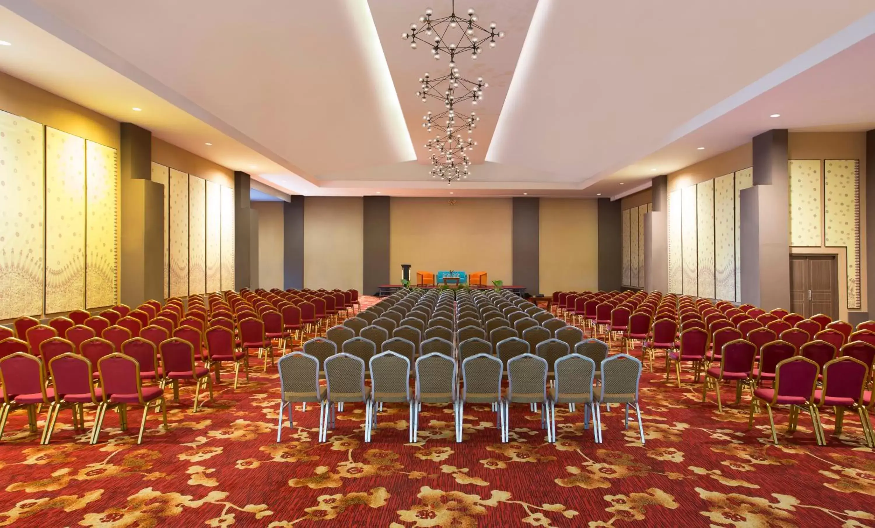 Business facilities in Swiss-Belhotel Pangkalpinang