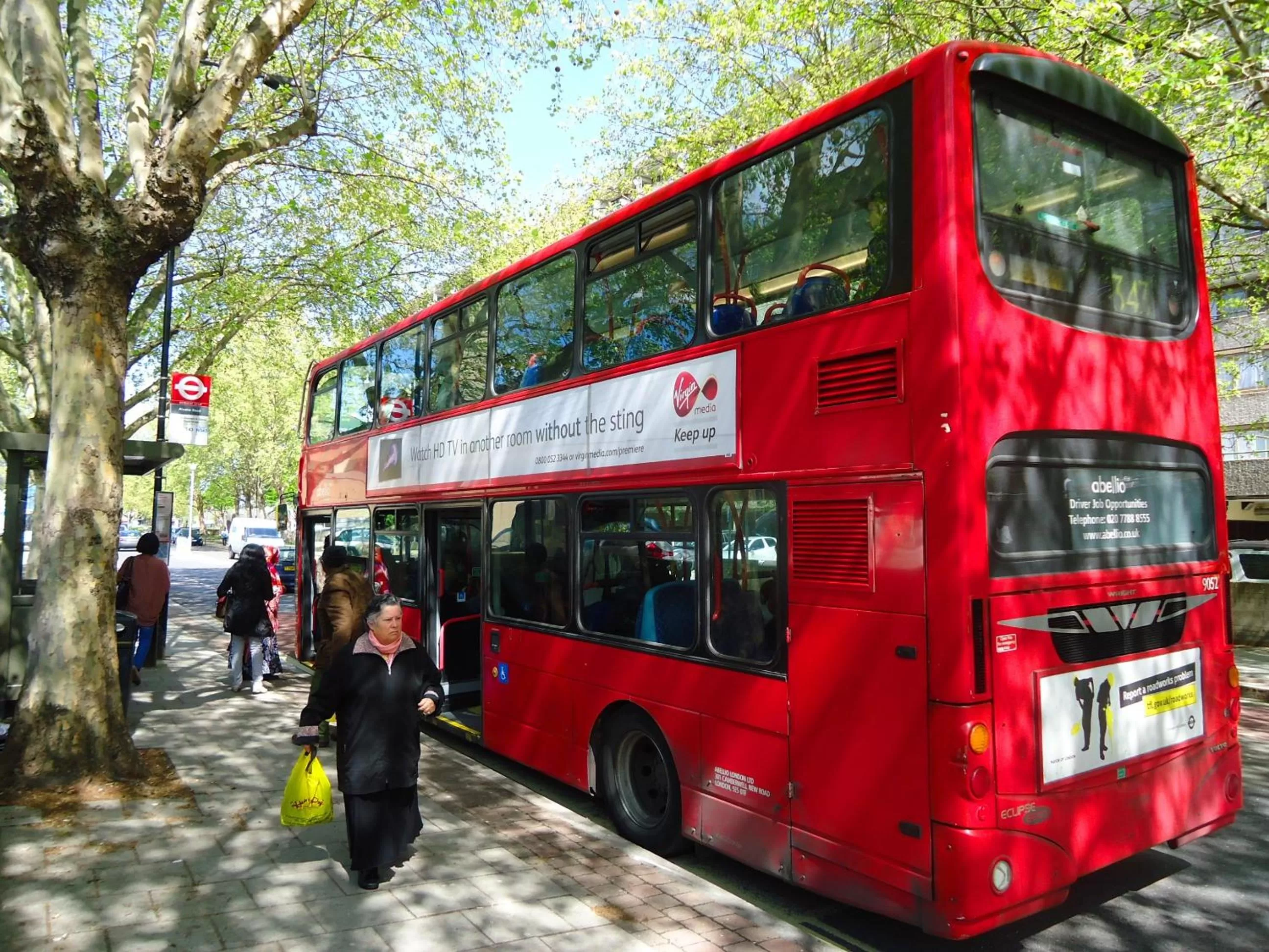 Area and facilities in Hour Glass Hotel