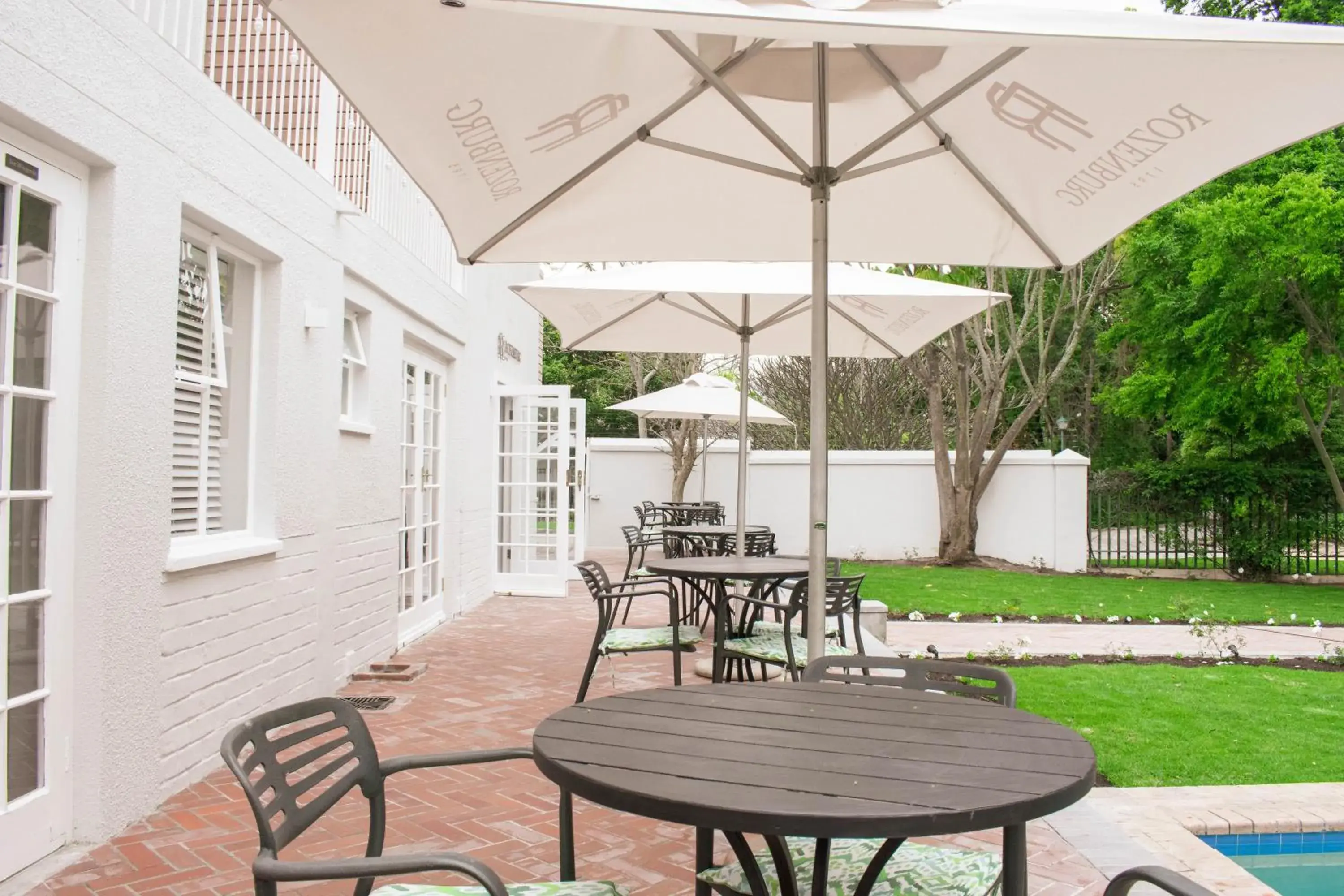 Patio in Rozenburg Guest House