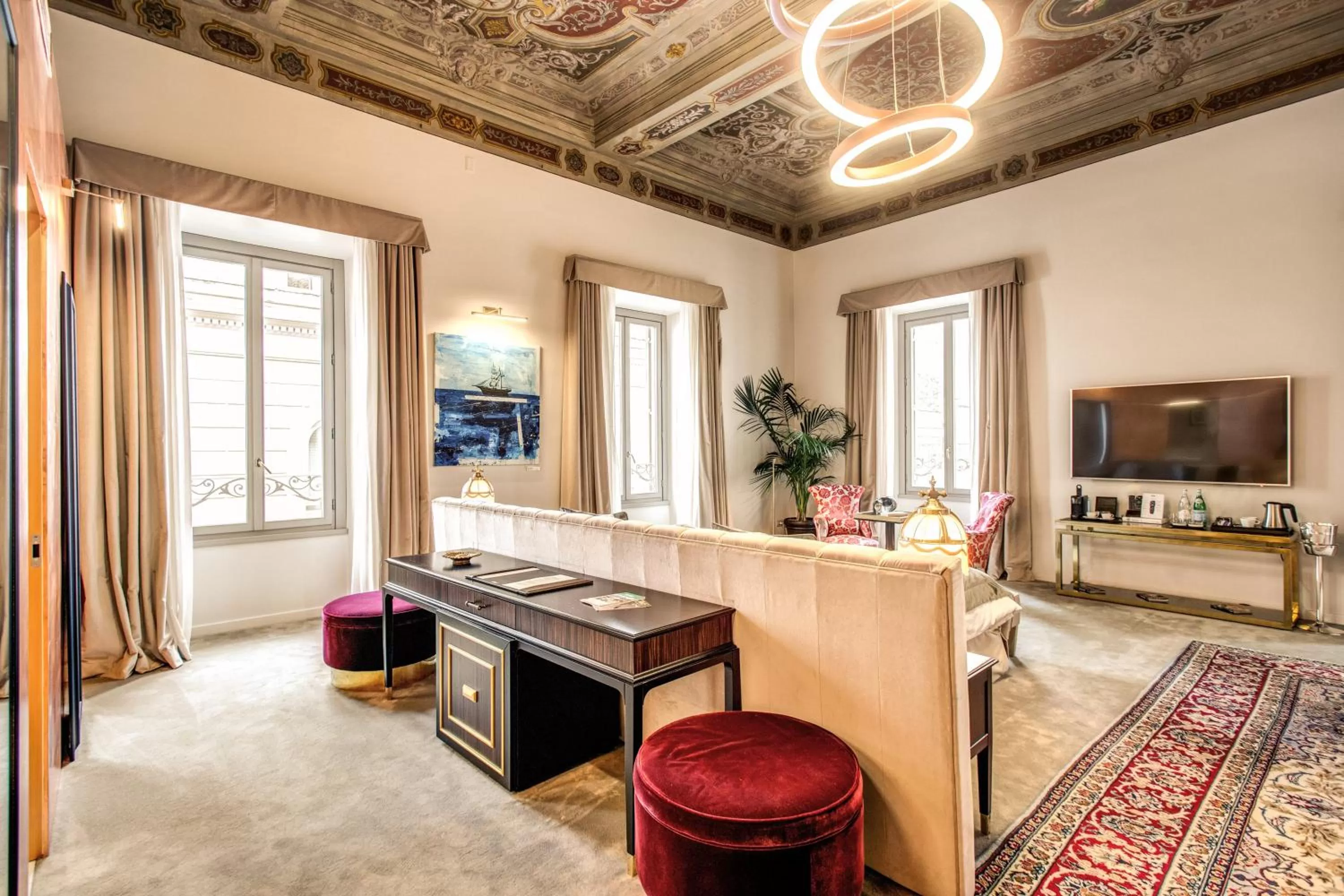 Bed in Martius Private Suites Hotel