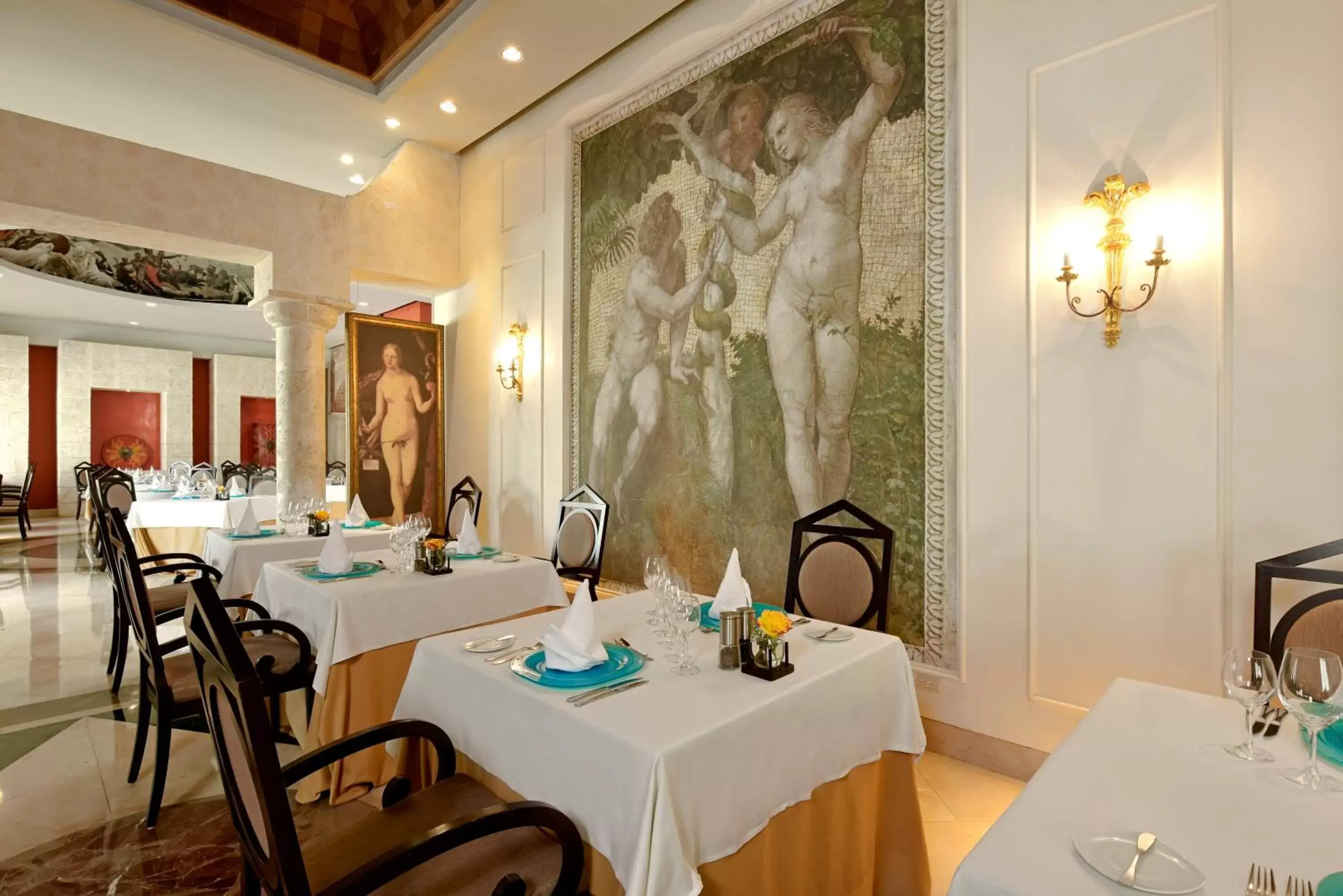 Restaurant/Places to Eat in Iberostar Grand Bavaro Hotel