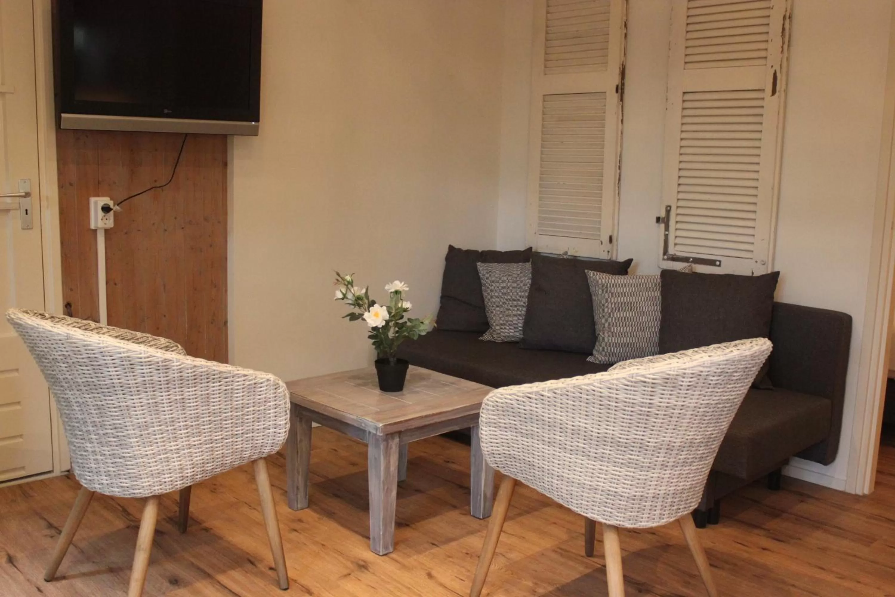 Seating area in Mare Sanat