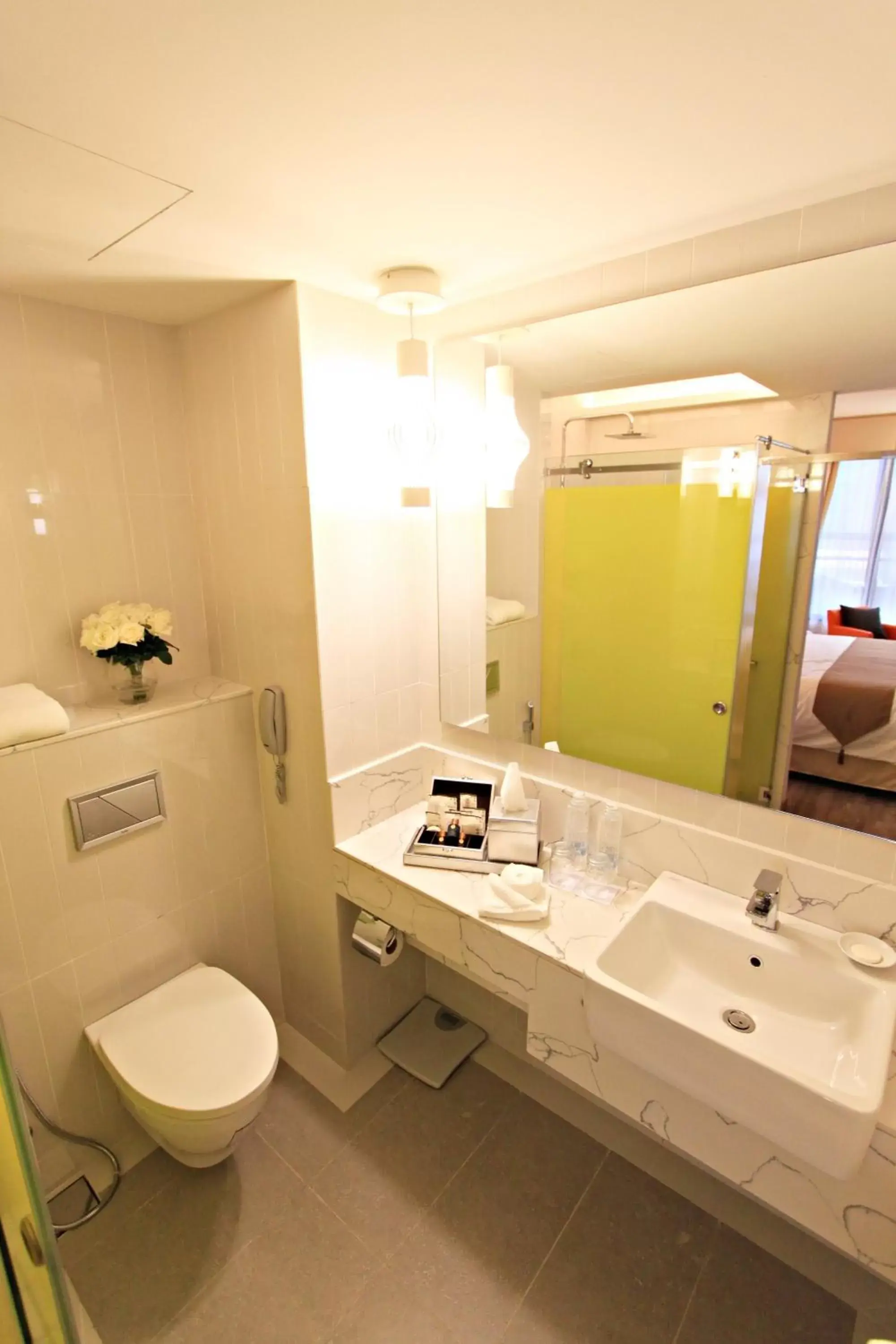 Bathroom in Bangkok Midtown Hotel