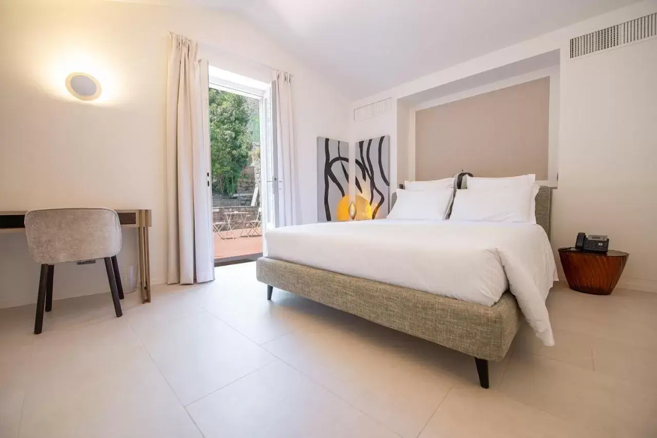 Bedroom in Le Funi Hotel