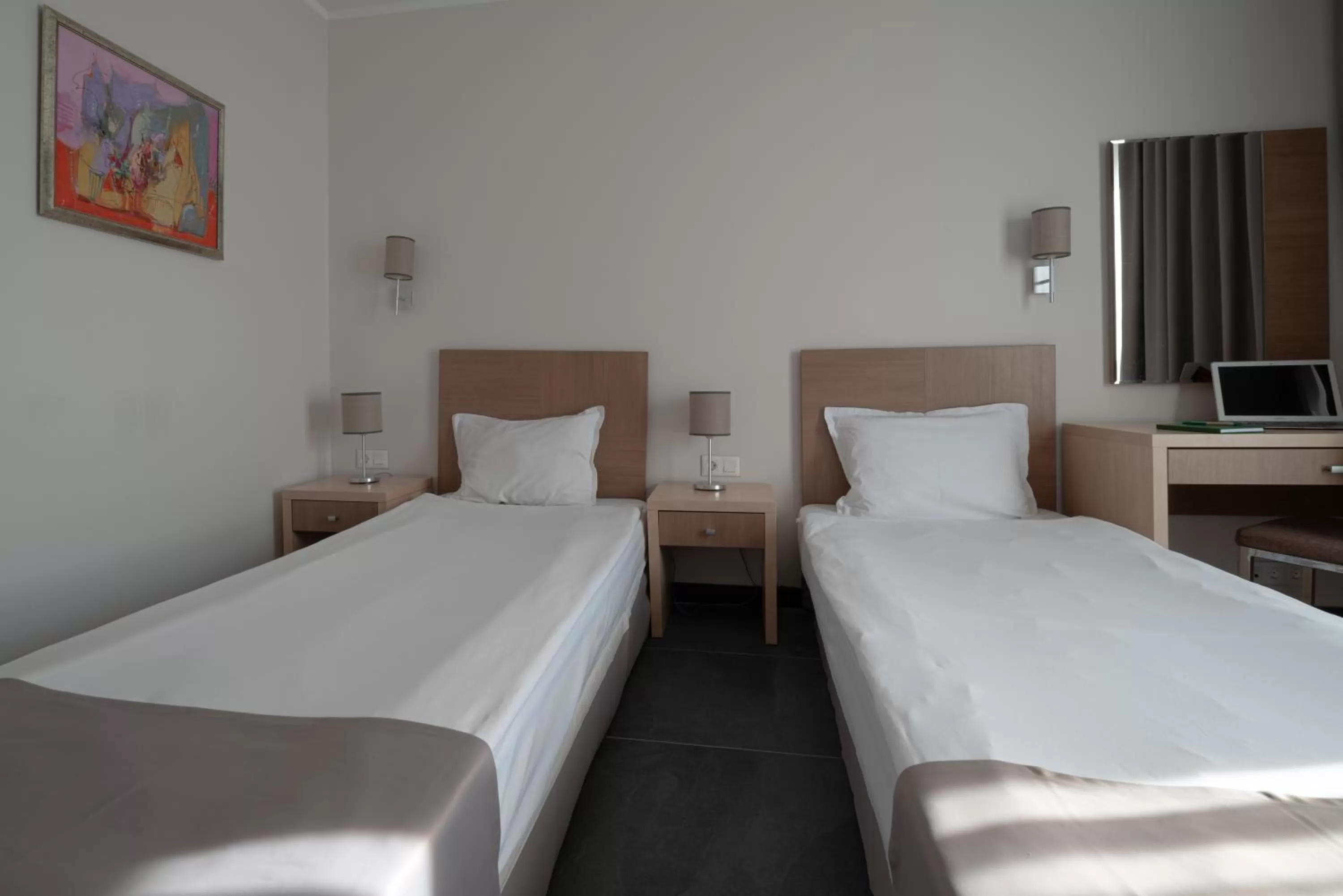 Bed in Vitosha Park Hotel - Free Indoor Pool & Parking
