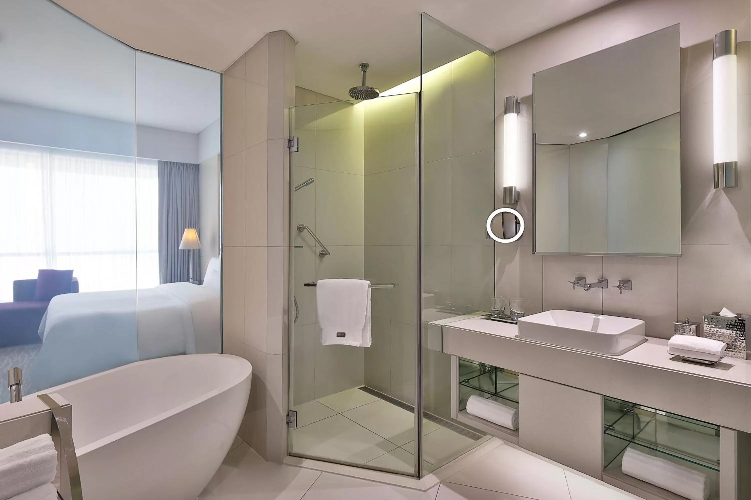 Bathroom, Bed in The Westin City Centre Bahrain