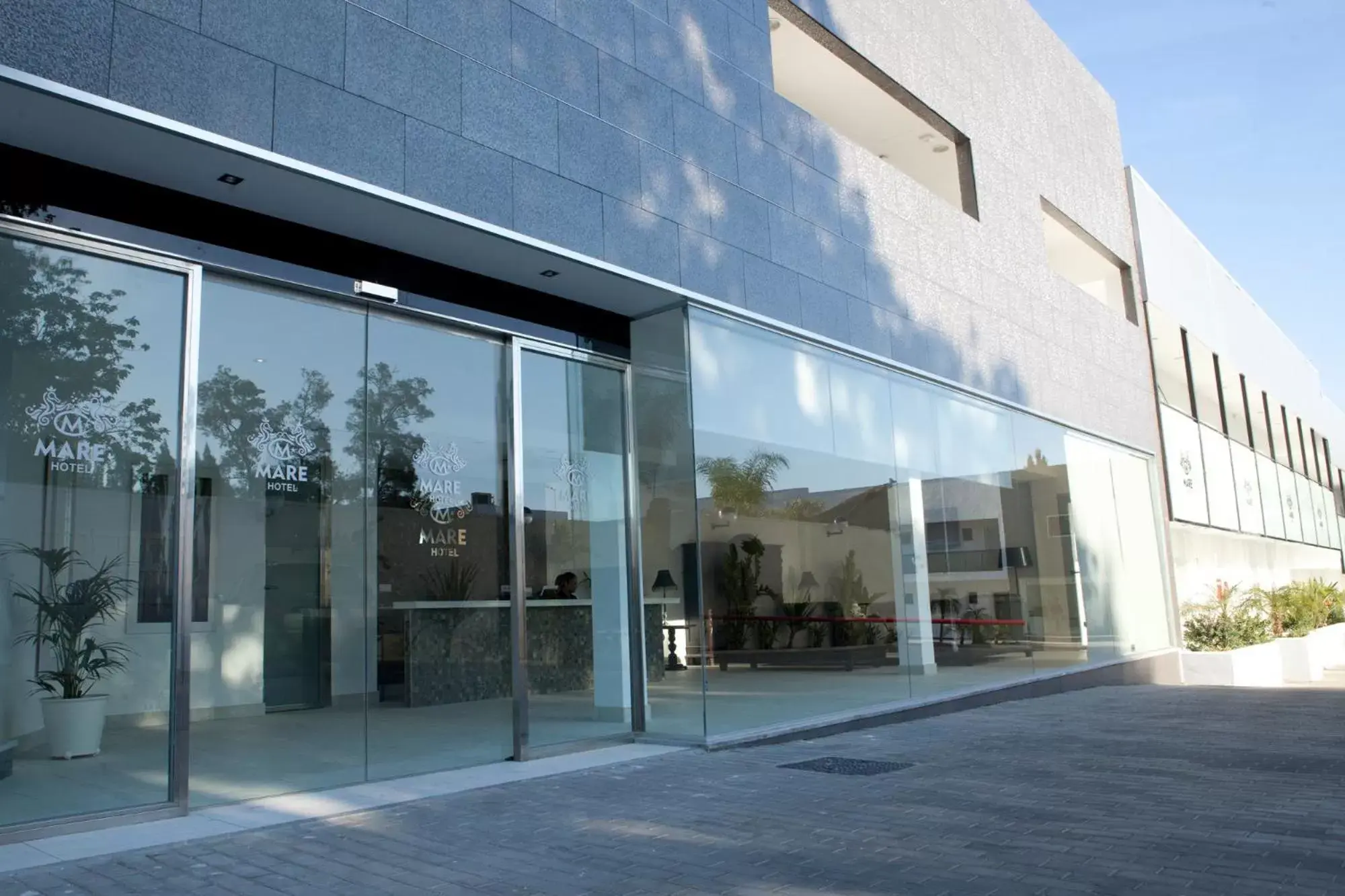 Facade/entrance, Property Building in Mare Hotel