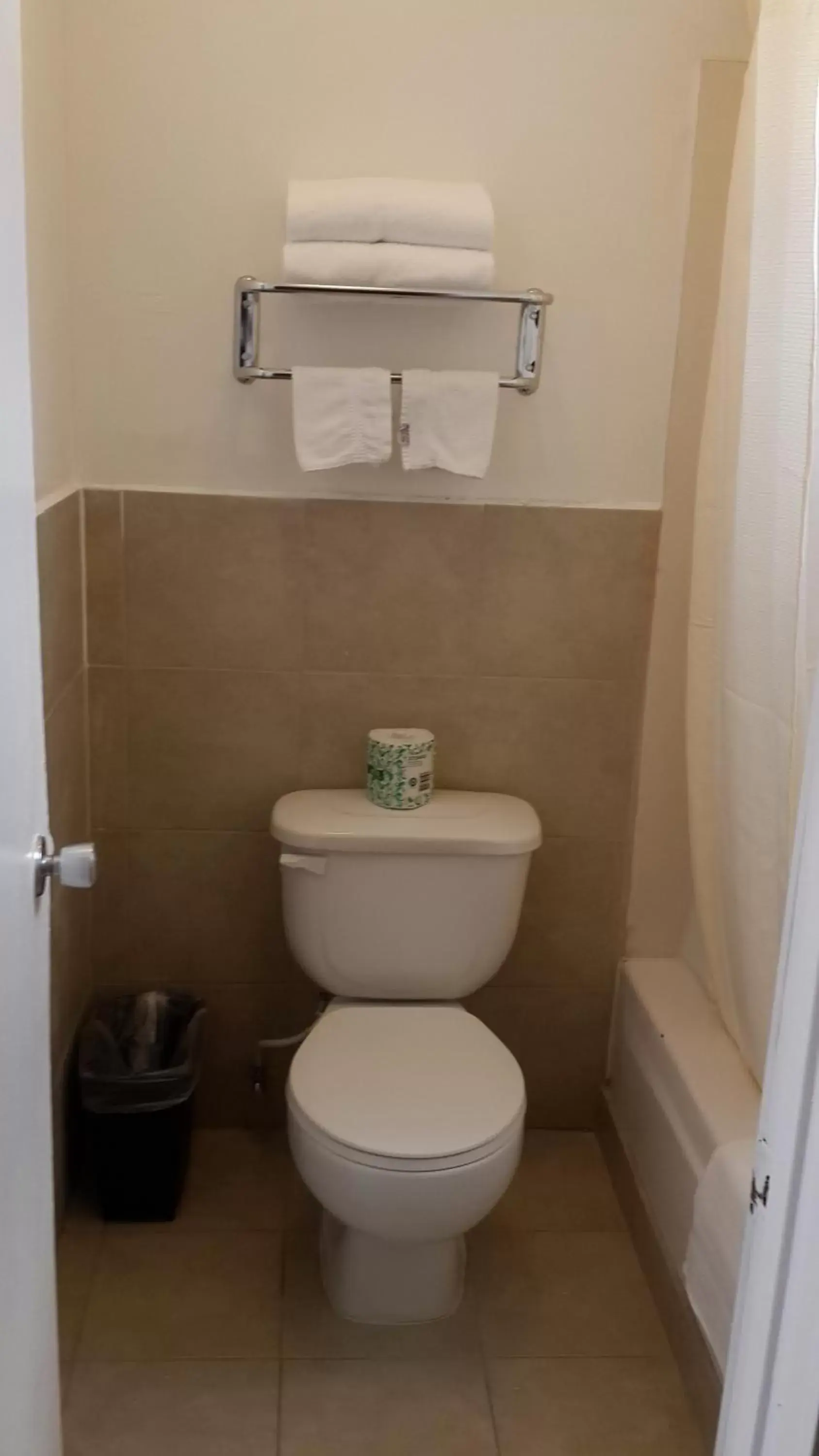 Other in American Regency Inn Other in American Regency Inn