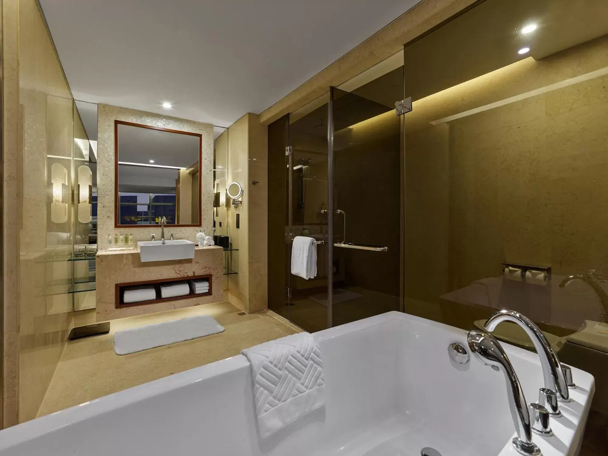 Bathroom in Hilton Shanghai Hongqiao