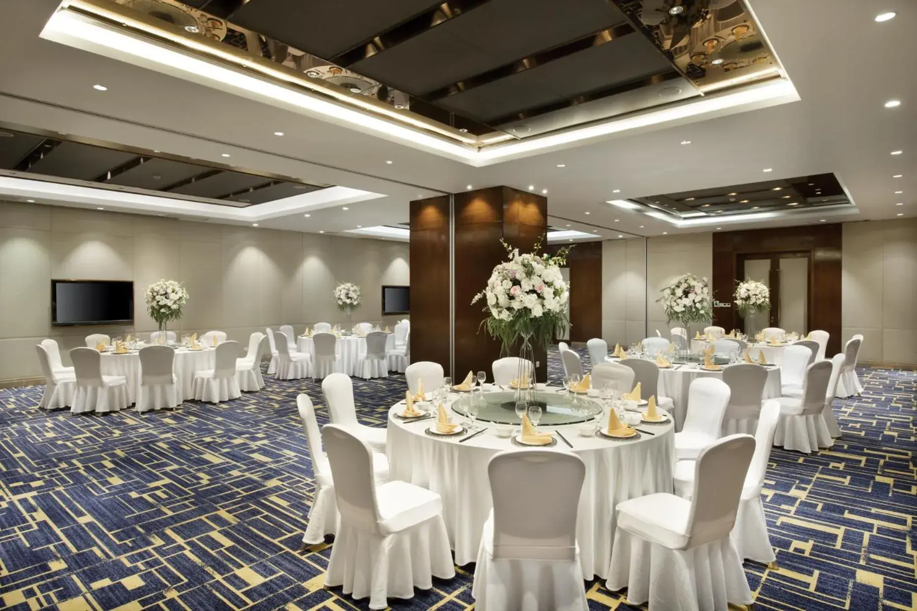 Meeting/conference room, Banquet Facilities in Crowne Plaza Nanchang Riverside, an IHG Hotel