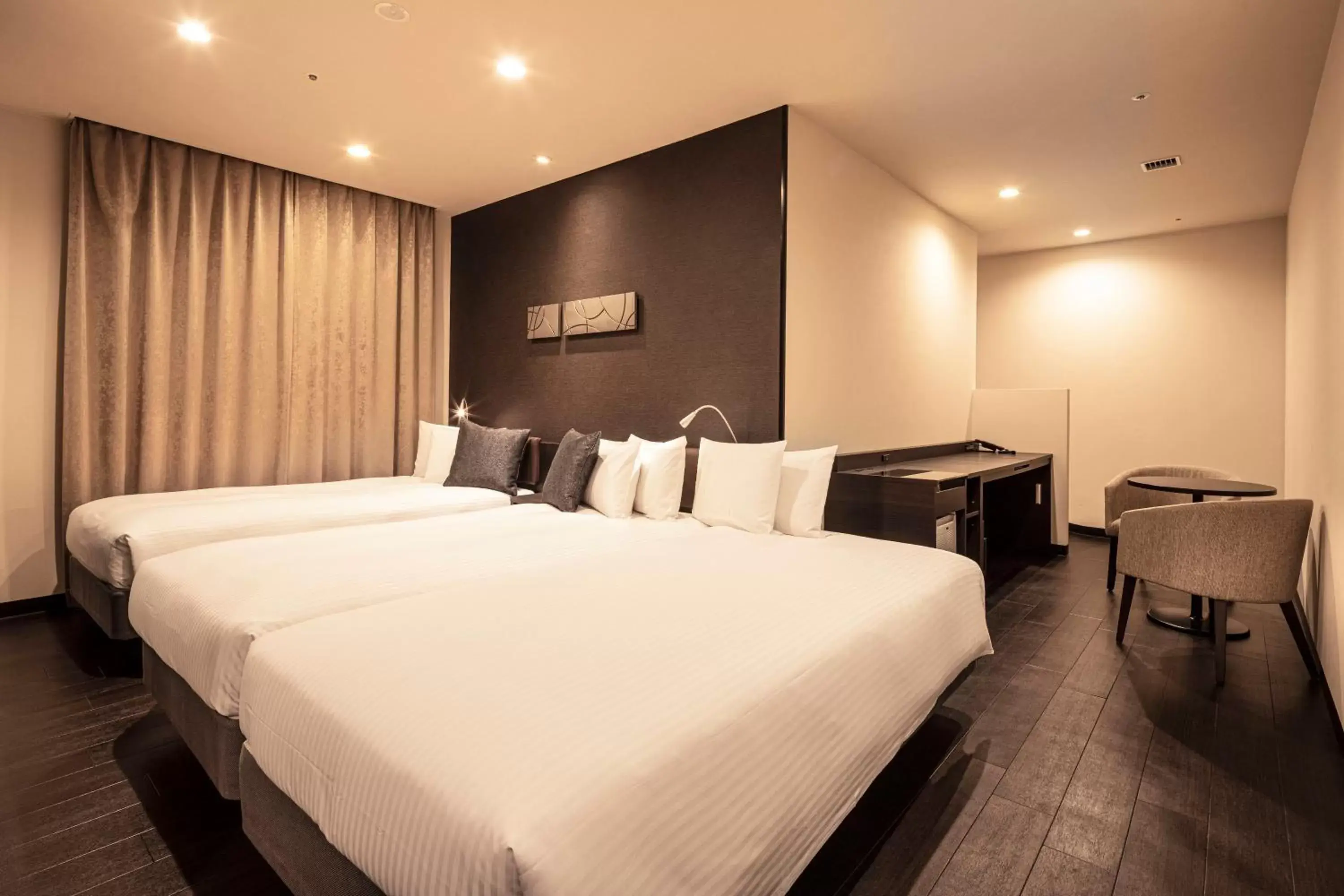 Photo of the whole room, Bed in Agora Place Osaka Namba