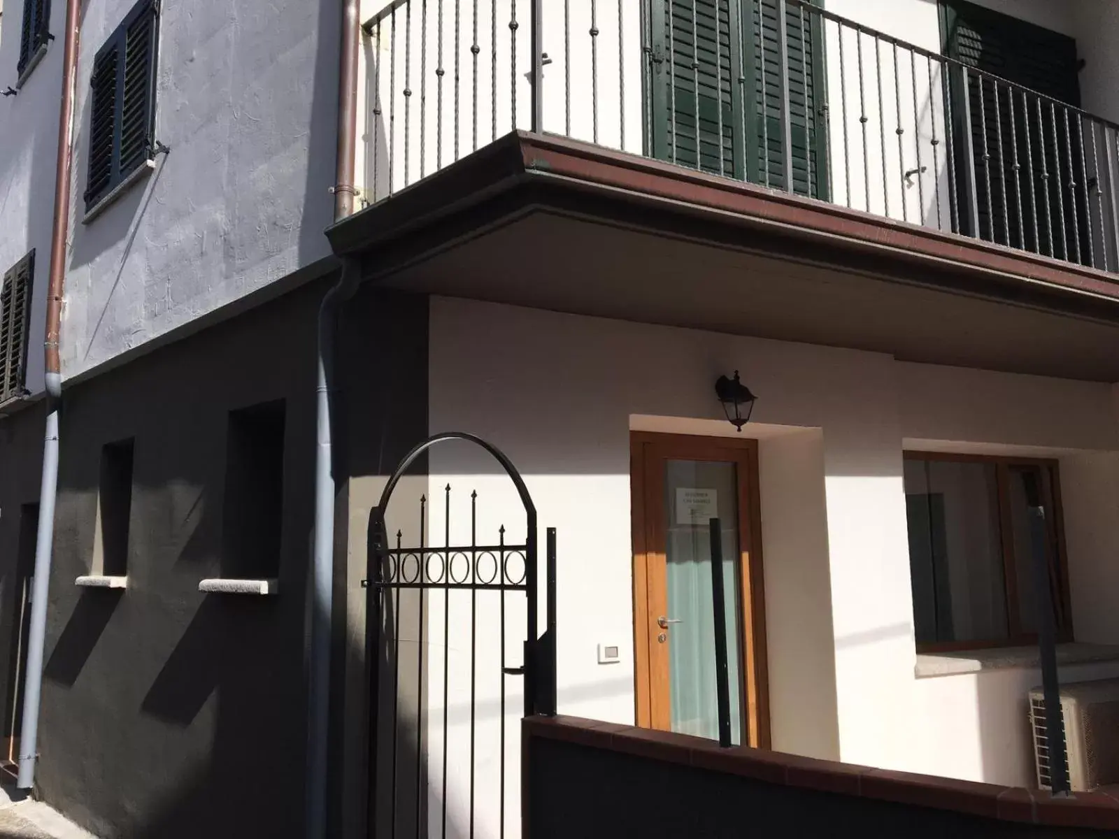 Facade/entrance, Balcony/Terrace in CAV Mameli