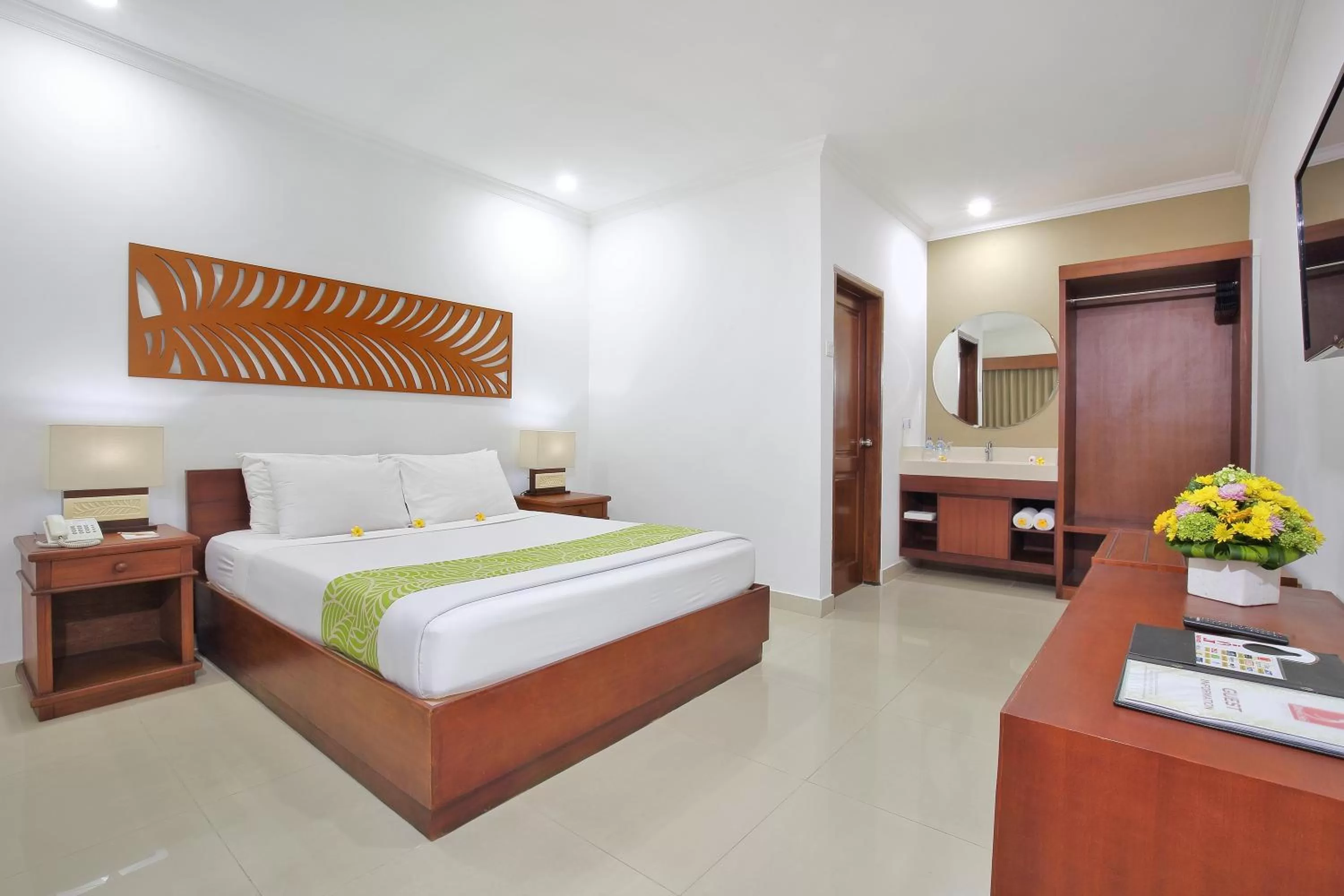 Photo of the whole room, Bed in Dewi Sri Hotel