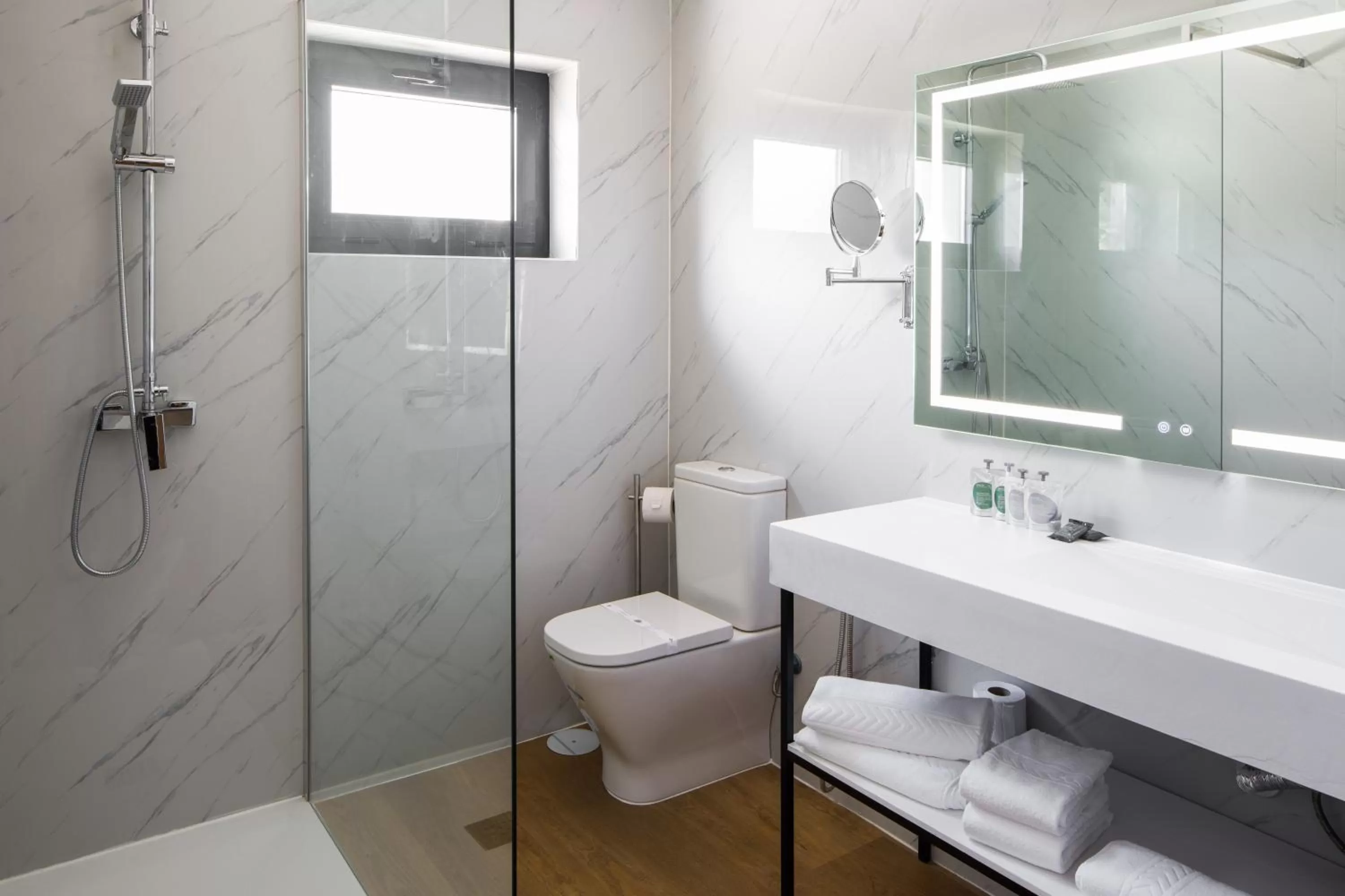 Bathroom in Hotel Lara