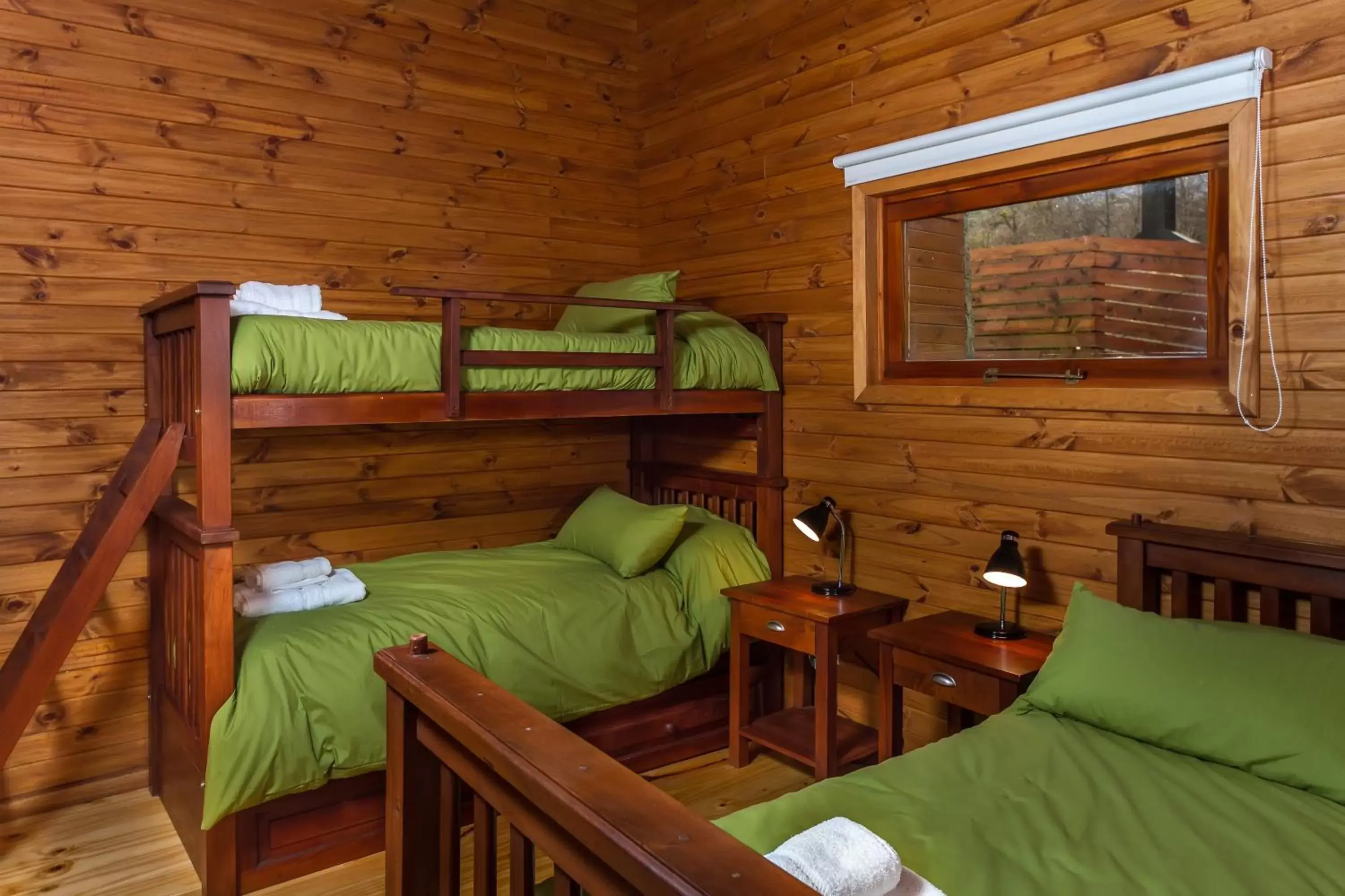 Bed, Bunk Bed in Arbolar