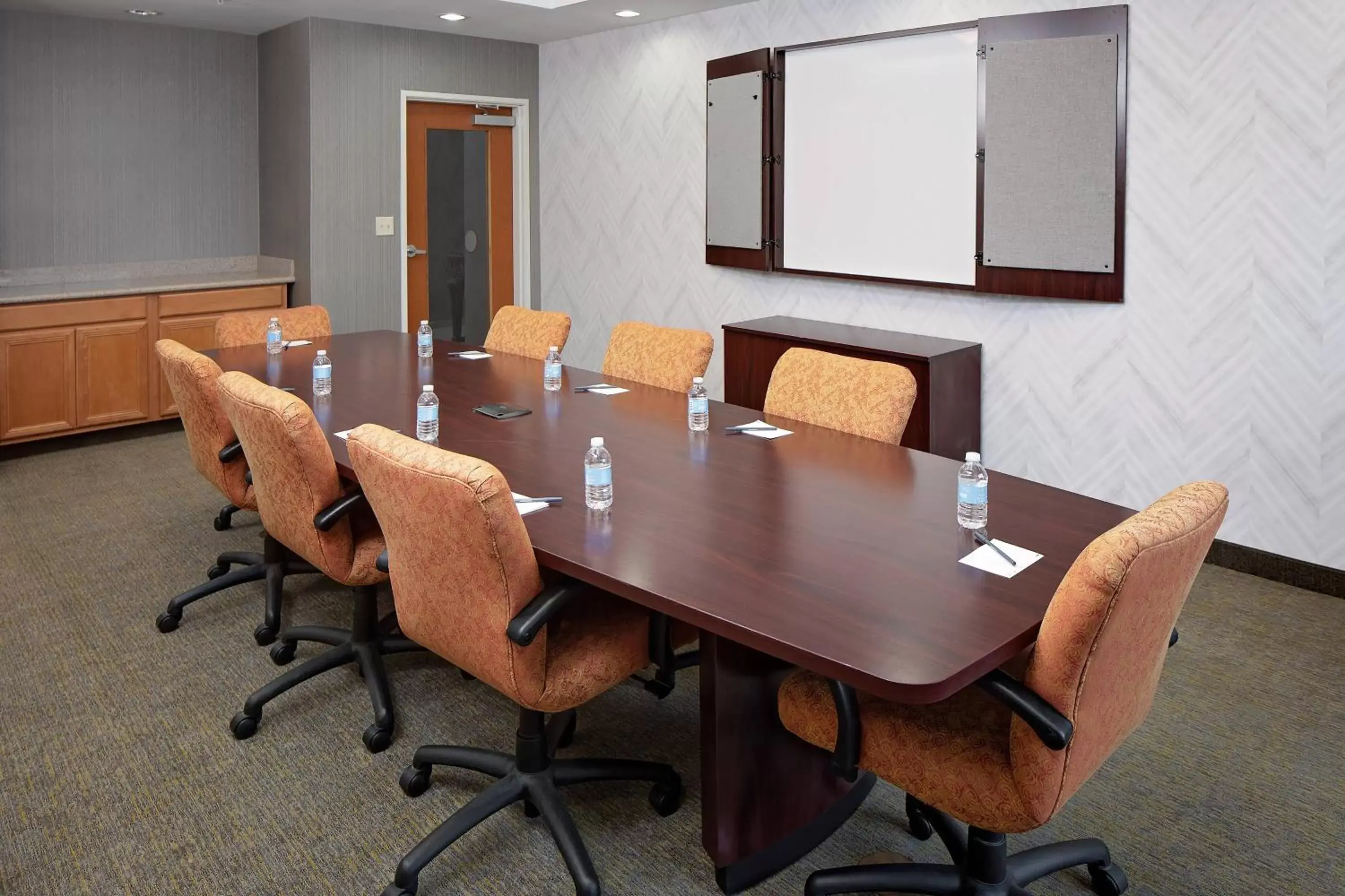 Meeting/conference room in SpringHill Suites by Marriott Ardmore