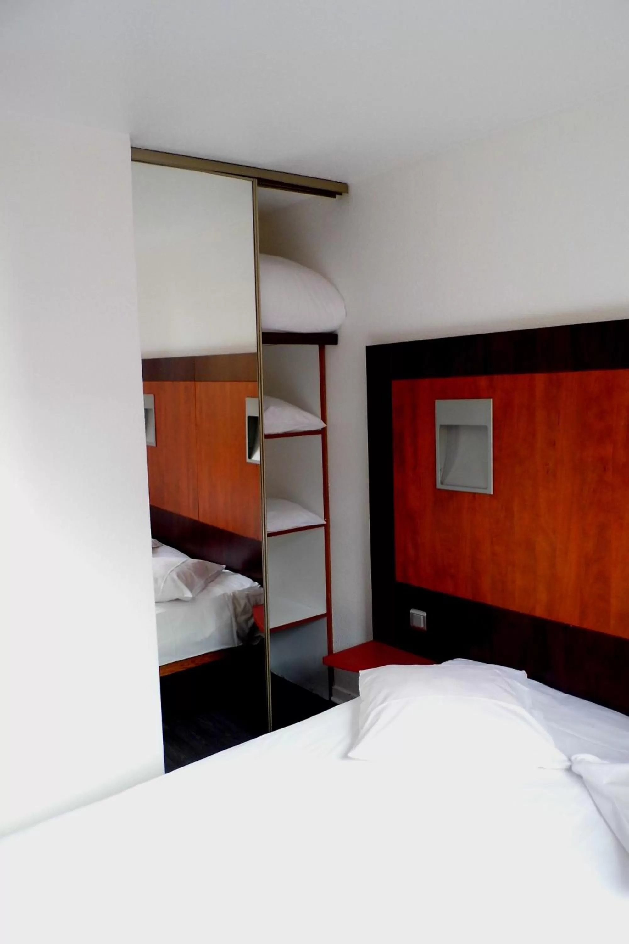 Bedroom, Bed in Geneva Residence