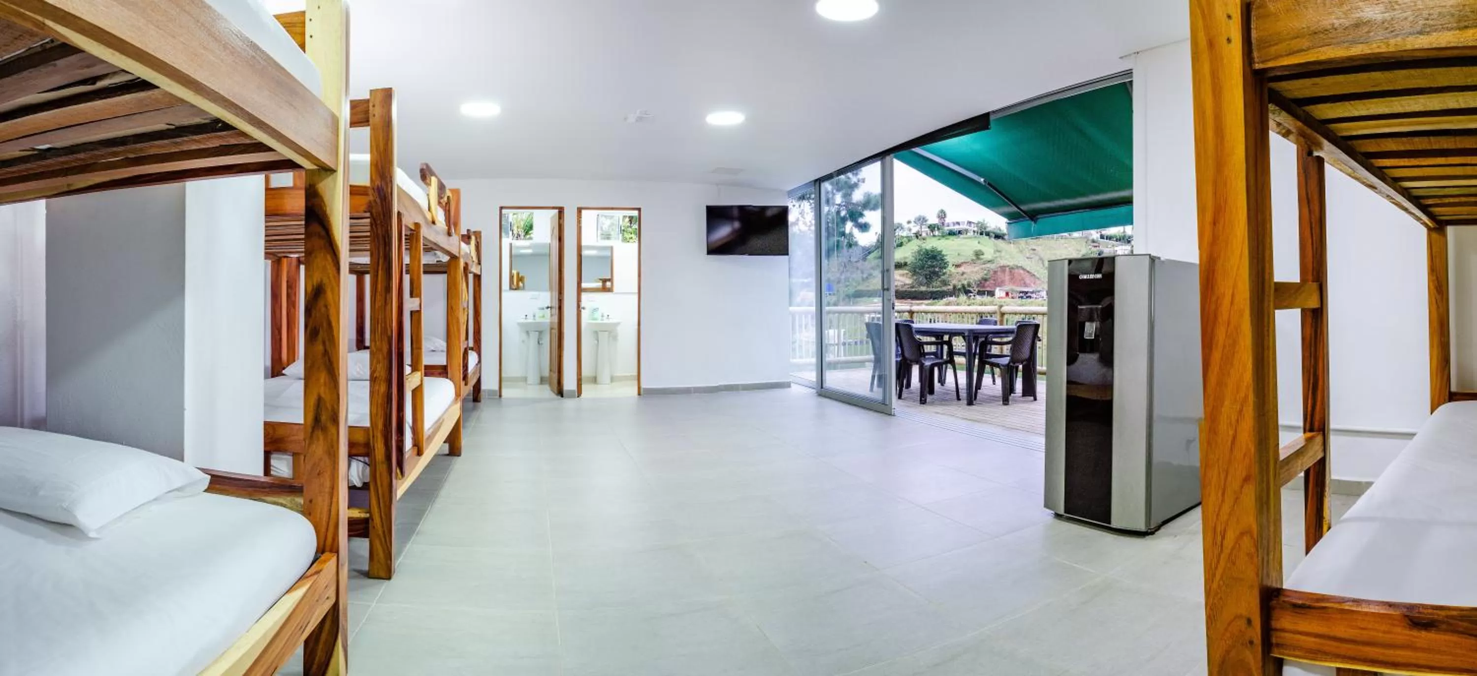 Family Room with Balcony in Hotel Santa Maria de las Aguas Peñol