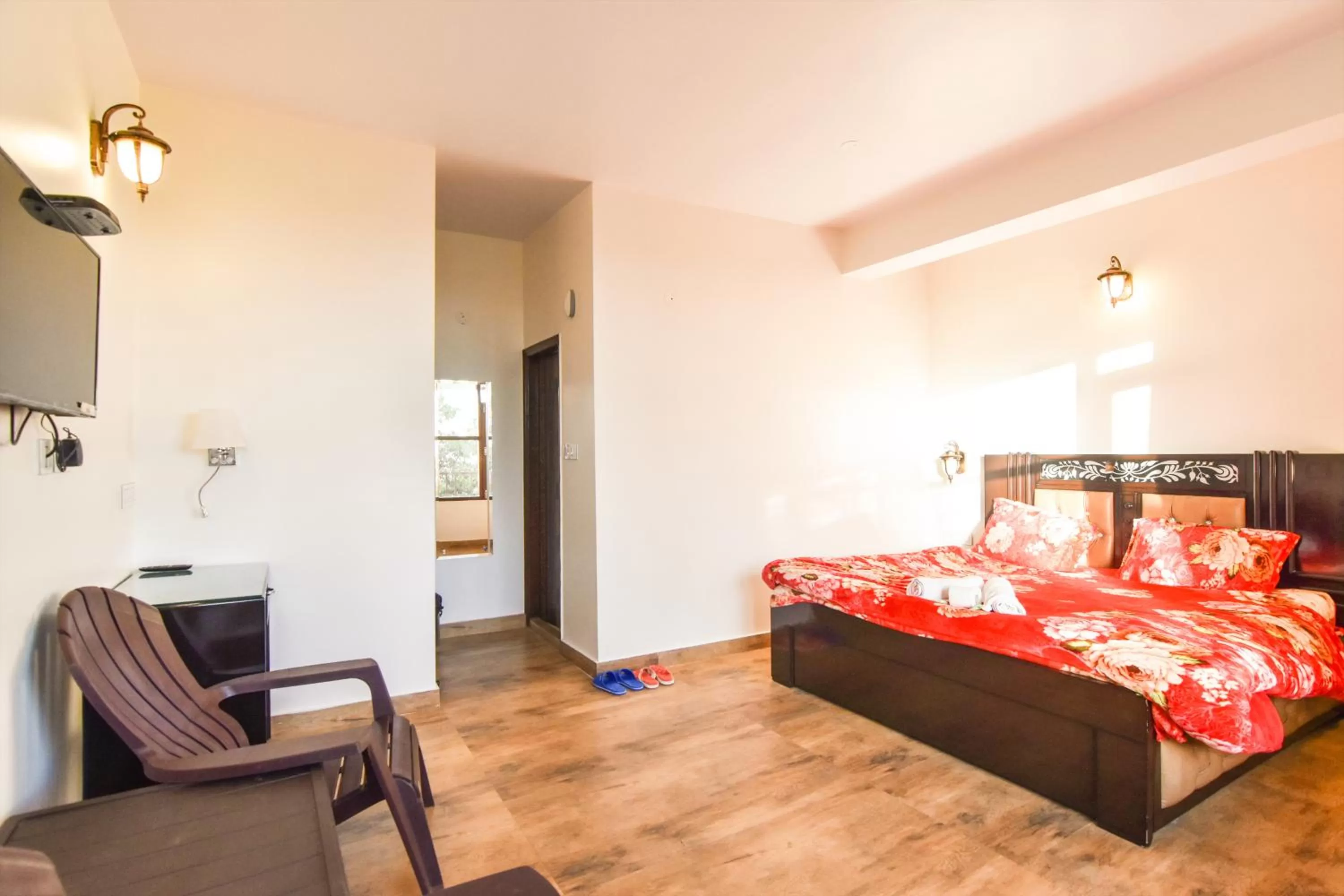 Bedroom, Bed in Dhanlaxmi Apartments