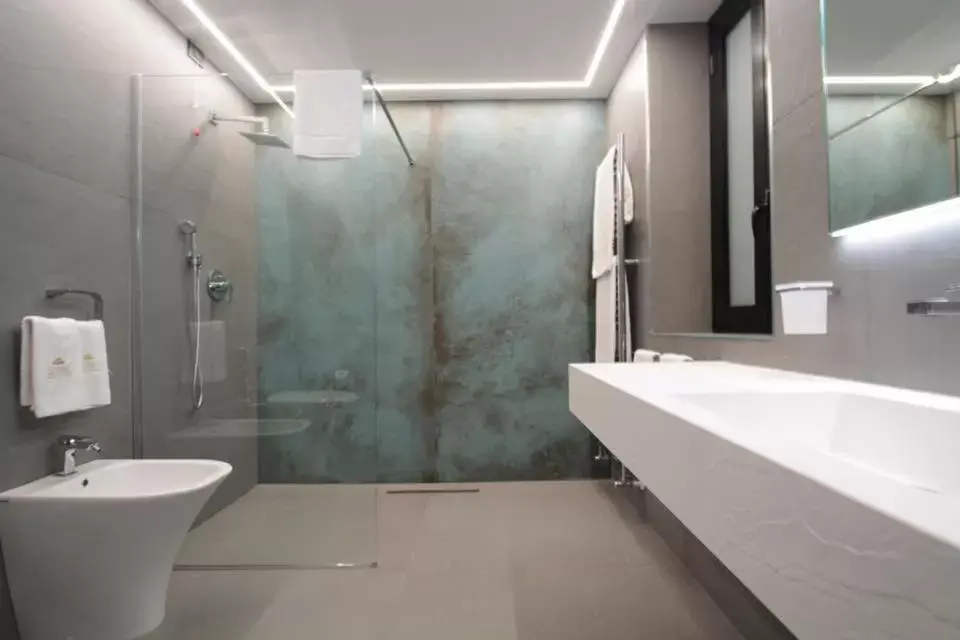 Bathroom in Vytae Spa & Resort