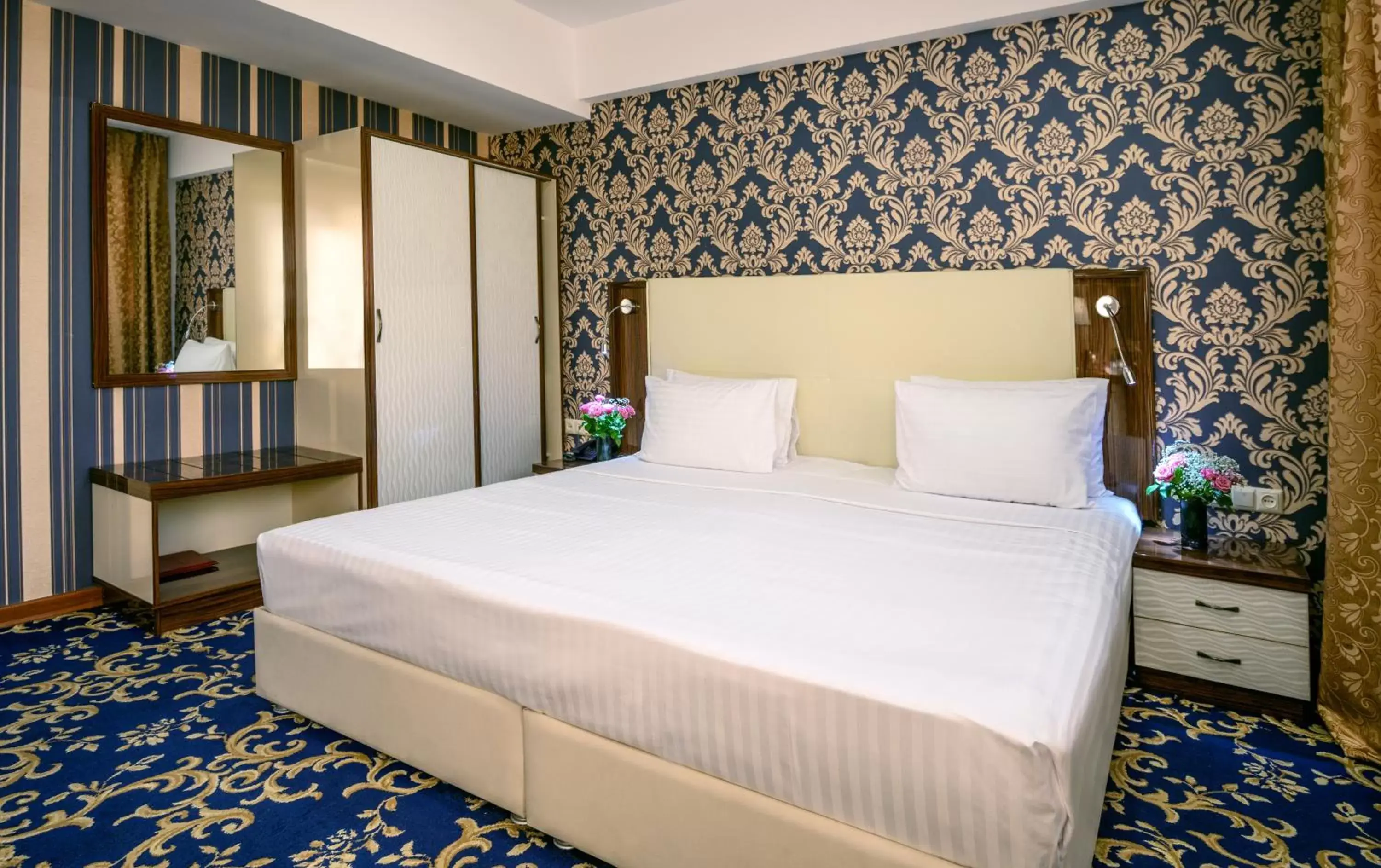 Superior Double or Twin Room with Terrace in Royal Plaza by Stellar Hotels, Yerevan Superior Double or Twin Room with Terrace in Royal Plaza by Stellar Hotels, Yerevan
