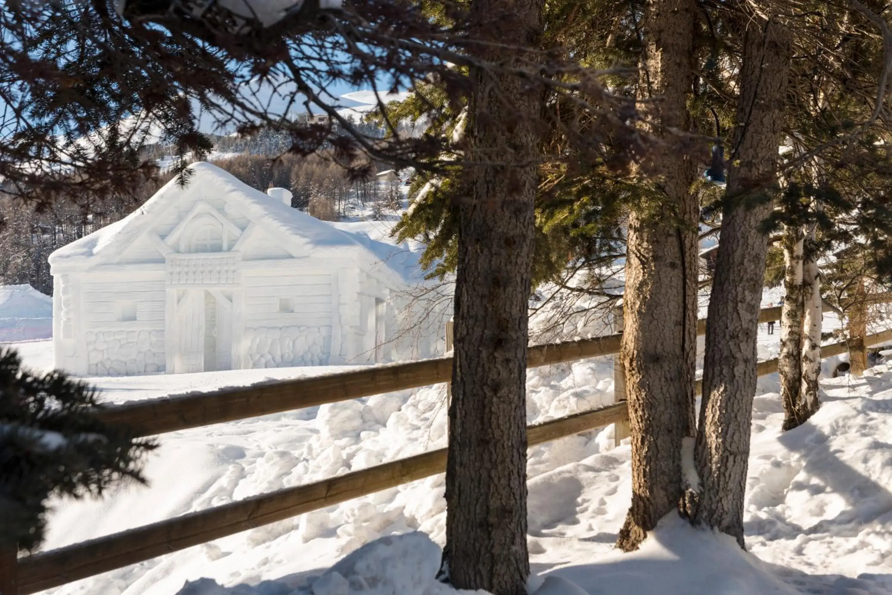 Property building, Winter in Hotel Lac Salin Spa & Mountain Resort