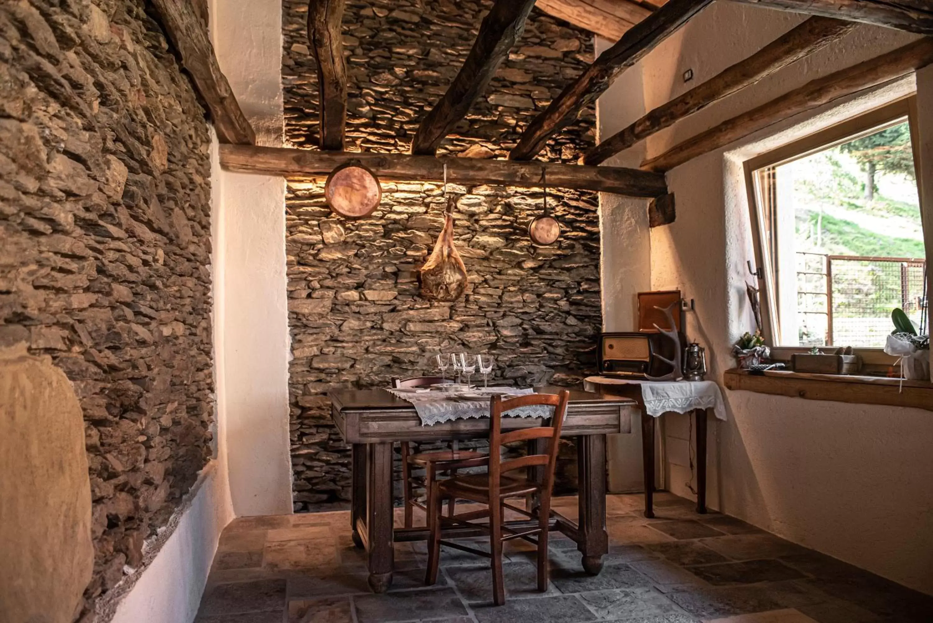 Restaurant/places to eat, Dining Area in Agribenessere Agli Abatti