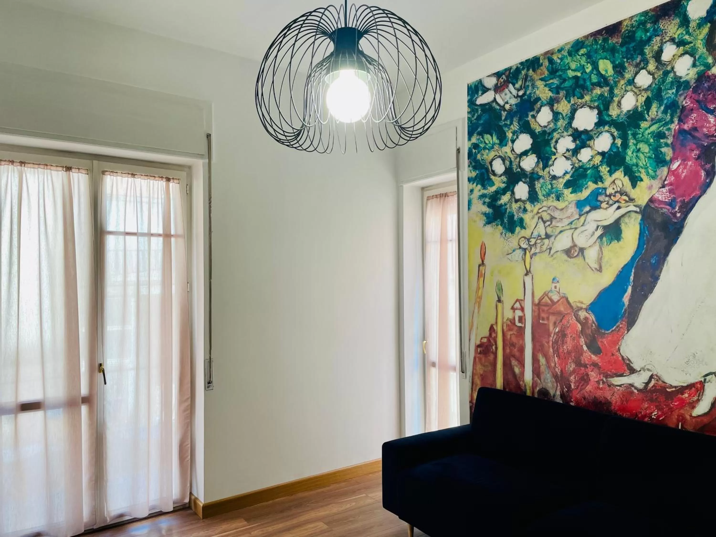 Photo of the whole room in ConteMax ArtHouse