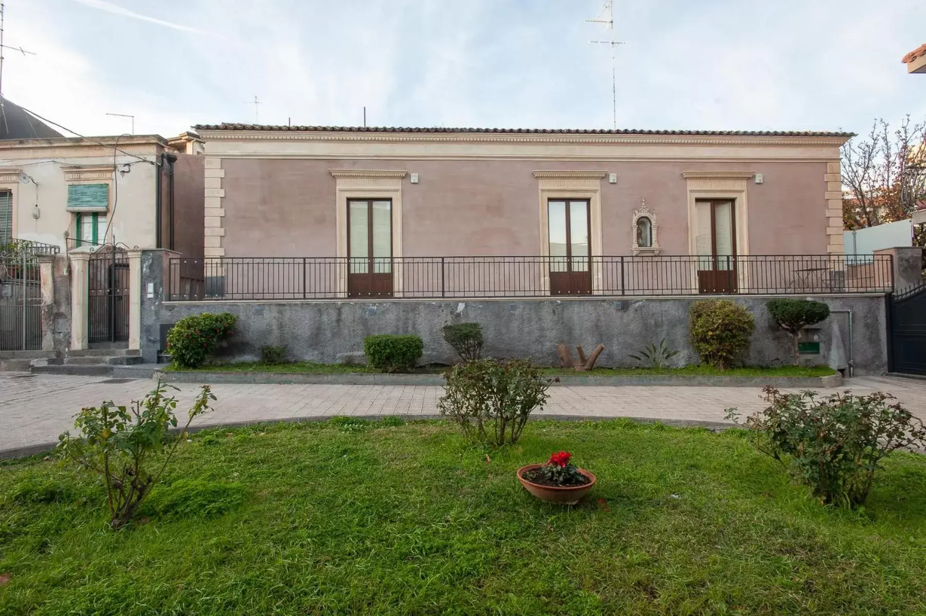 Property Building in Mori Siciliani House