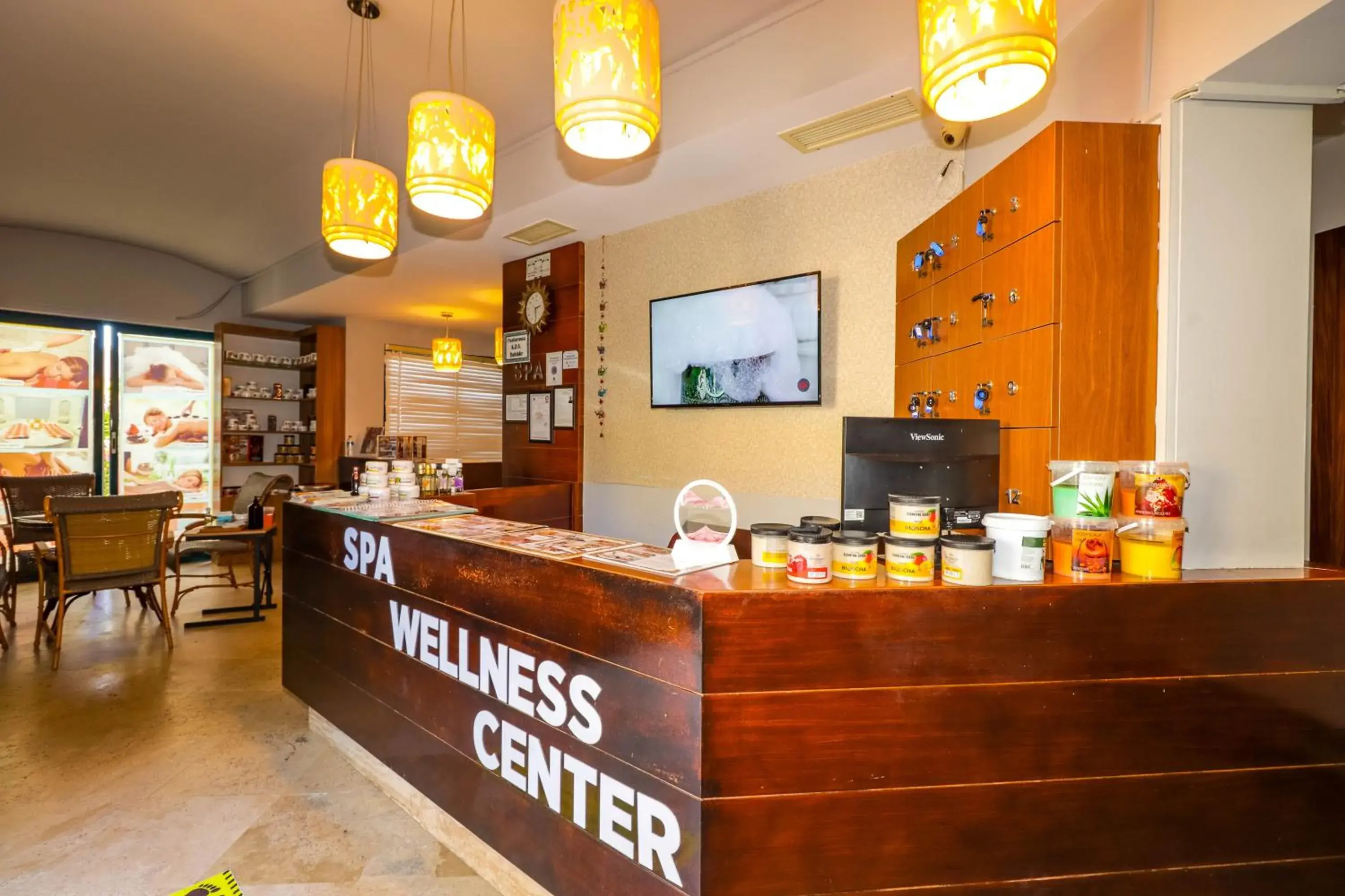 Spa and wellness centre/facilities, Lobby/Reception in Queen's Park Le Jardin
