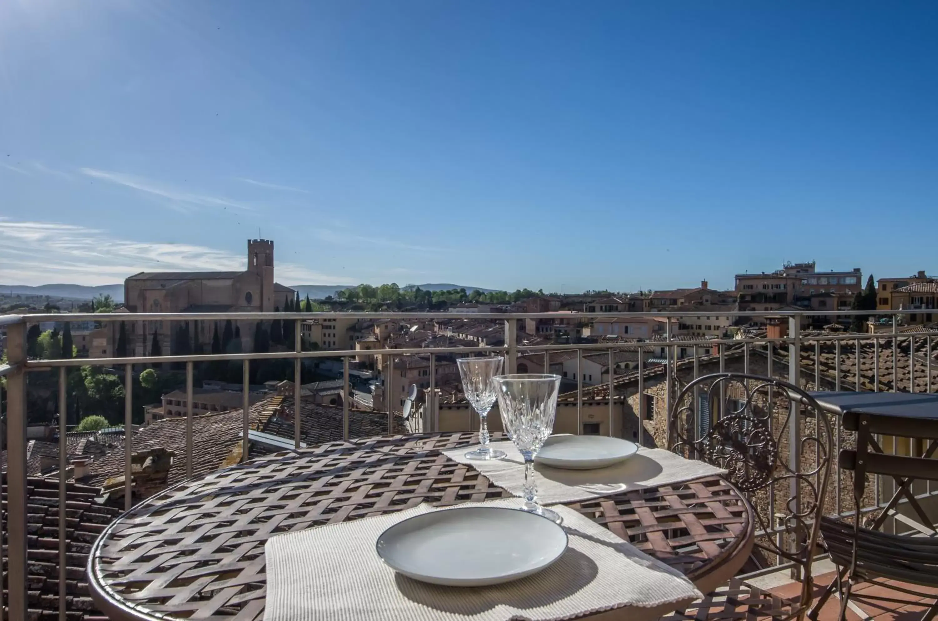 Balcony/Terrace, Restaurant/Places to Eat in I Terzi Di Siena - Rooms Only