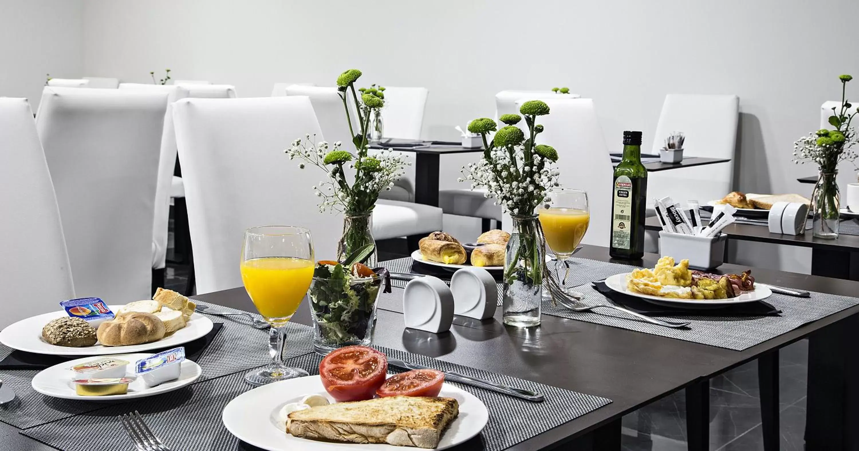 Food close-up, Breakfast in Bcn Urbaness Hotels Gran Rosellon