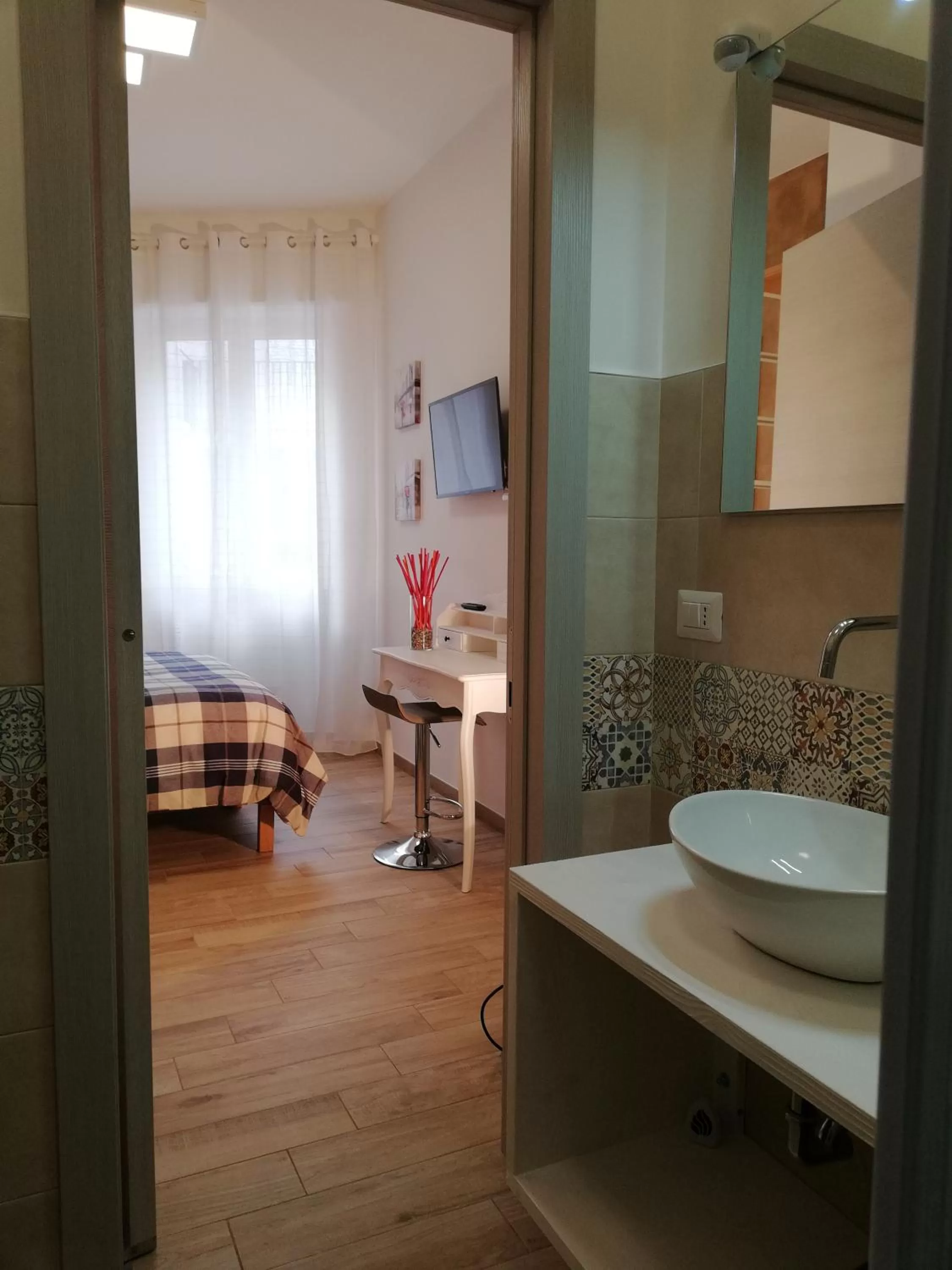 Photo of the whole room, Bathroom in DAMALU'